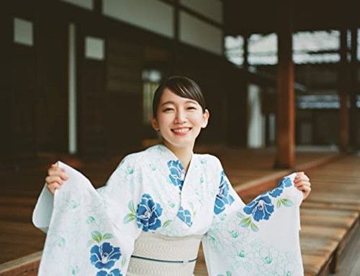 吉岡里帆 Wアニバーサリー写真集「日日」 スペシャルBOX版 ([バラエティ])