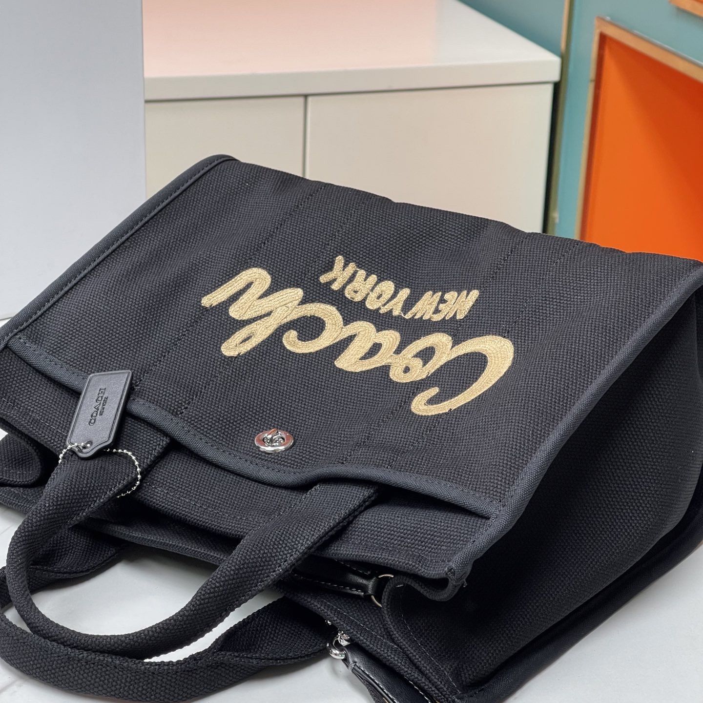 COACHコーチカーゴトート キャンバス ブラックA4収納可