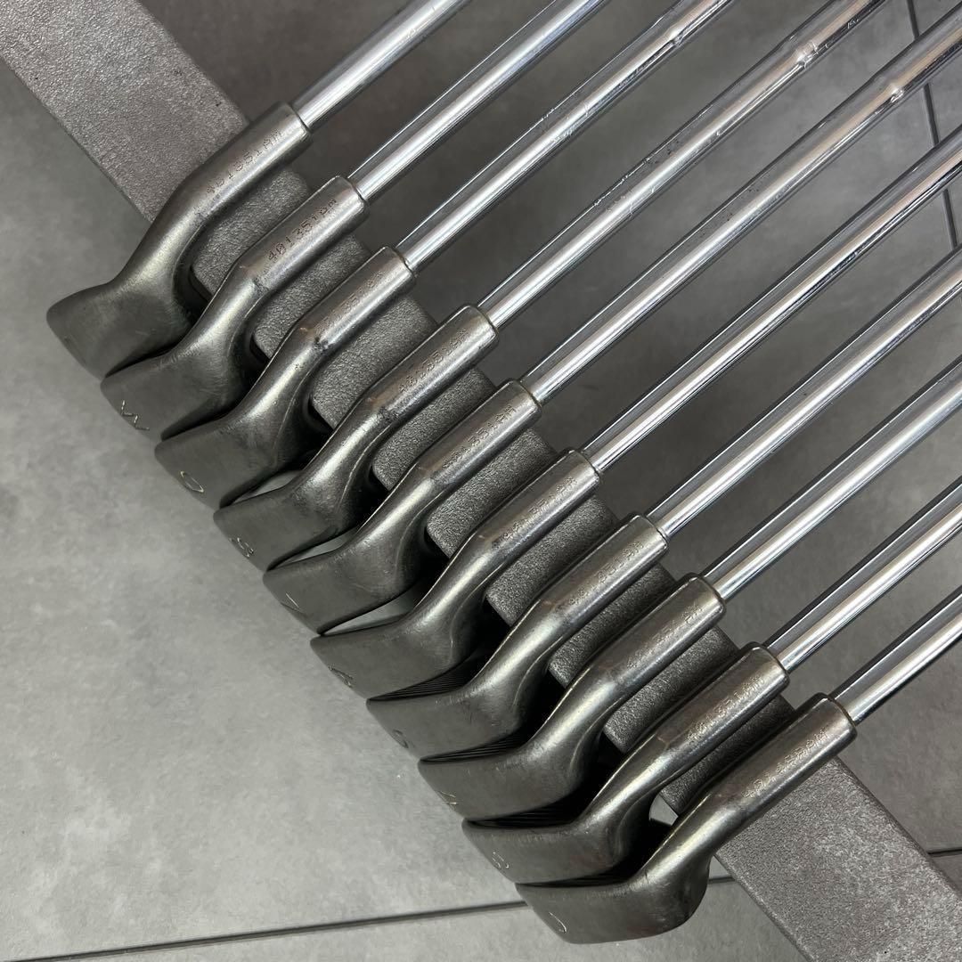 豪華10本　希少な2番　ピン　EYE2　メンズゴルフアイアンセット　右　黒ドット 豪華10本 希少な2番 ピン EYE2 メンズゴルフアイアンセット 右 黒