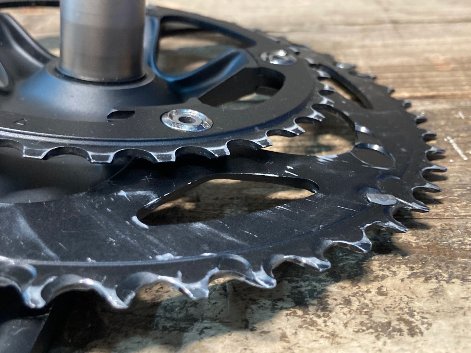 シマノ105 FC-R7000 50×34T 165mm ブラック 未使用 SHIMANO 「シマノ」 105 FC-R7000 50-34T 165mm クランクセット