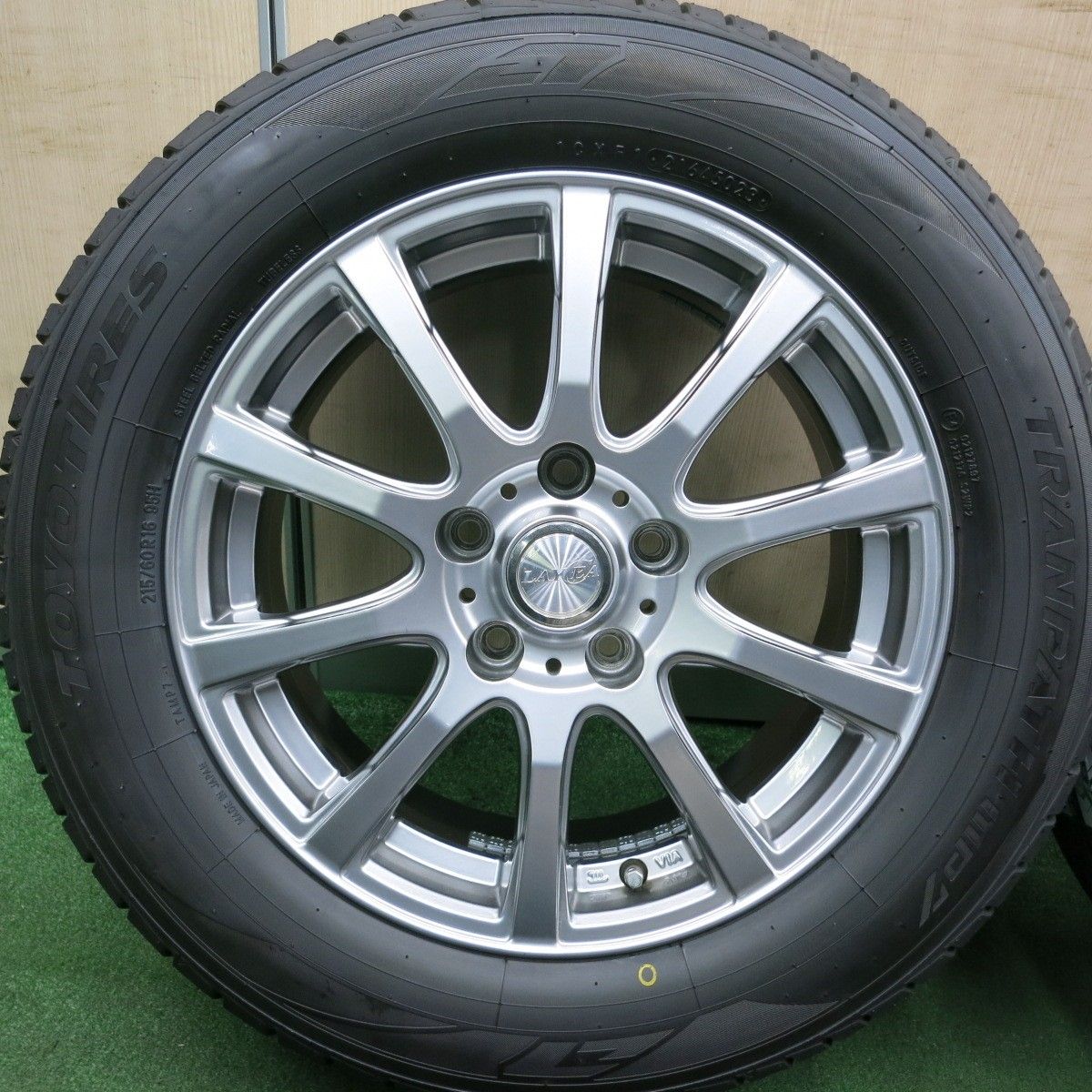 送料無料* タイヤ未使用！23年！キレイ☆215/60R16 トーヨー トランパス MP7 LAYCEA レイシア 16インチ  PCD114.3/5H☆4043001HAノ - メルカリ