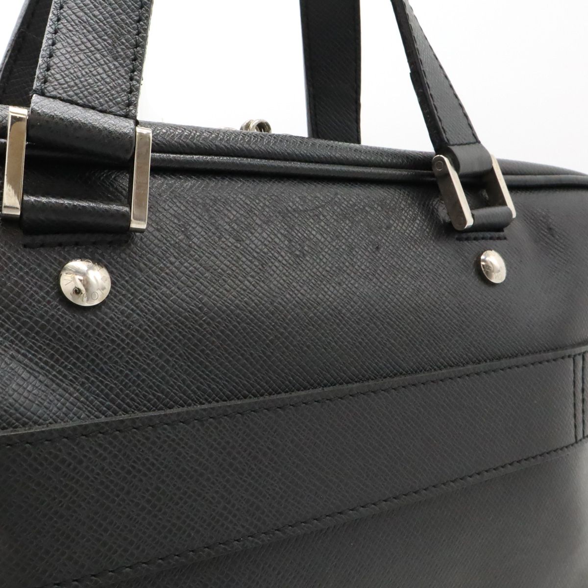 LOUIS VUITTON ルイ ヴィトン タイガ イゴール ビジネスバッグ