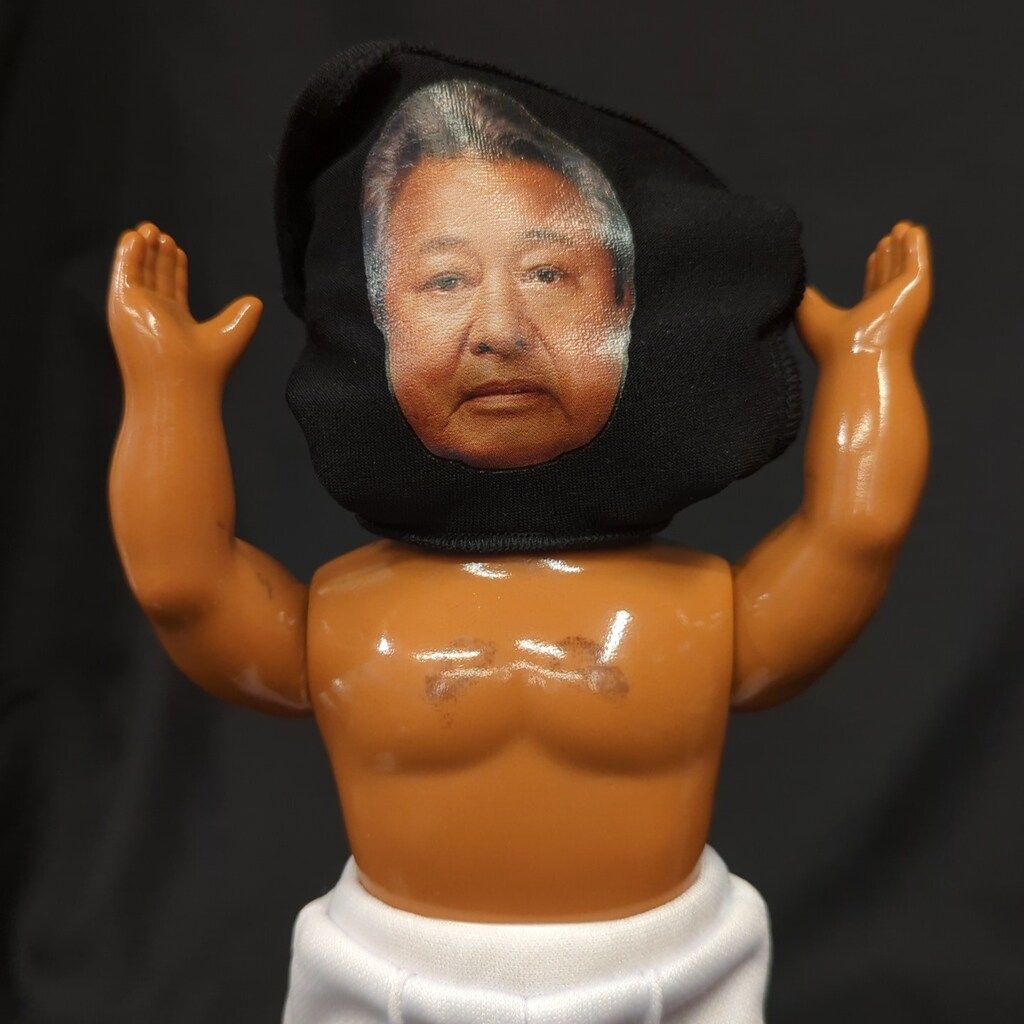 【なな】メディコムトイ　ロバート秋山　体モノマネ　ソフビレア MEDICOM TOY OFFICIAL BLOG（メディコム・トイ オフィシャル