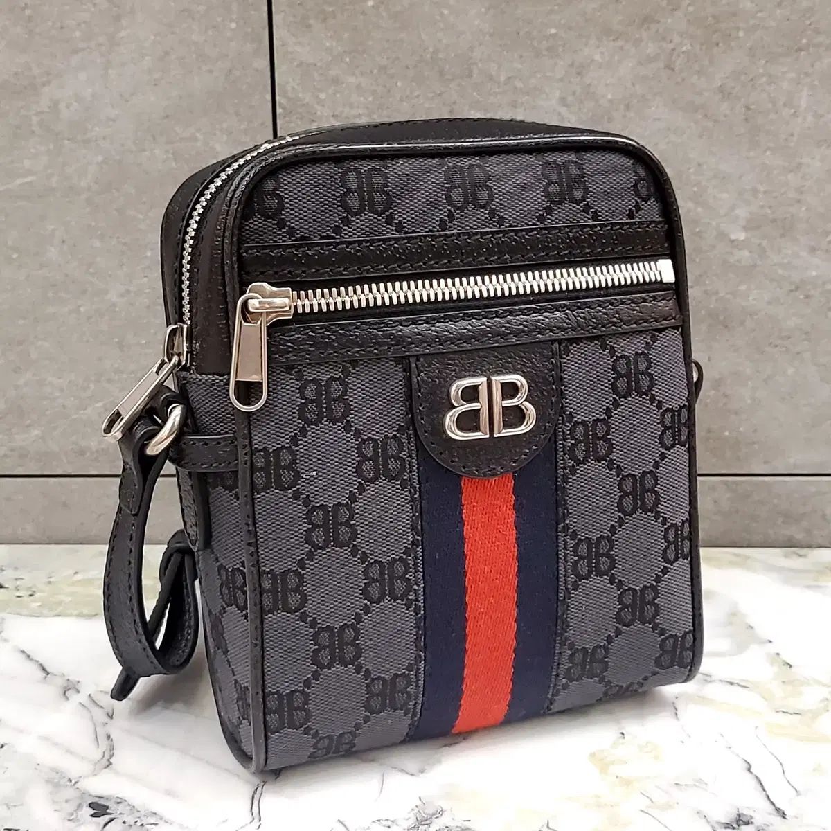 OneSize バレンシアガXグッチ ハッカー プロジェクト メッセンジャー クロスバック