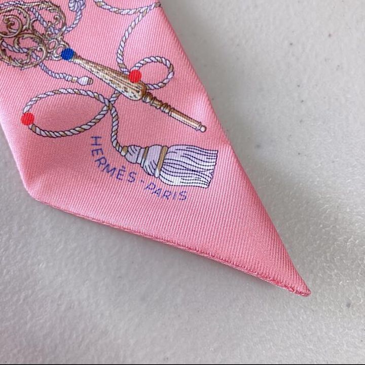HERMES 未使用 ツイリー トゥイリー ピンク - メルカリ