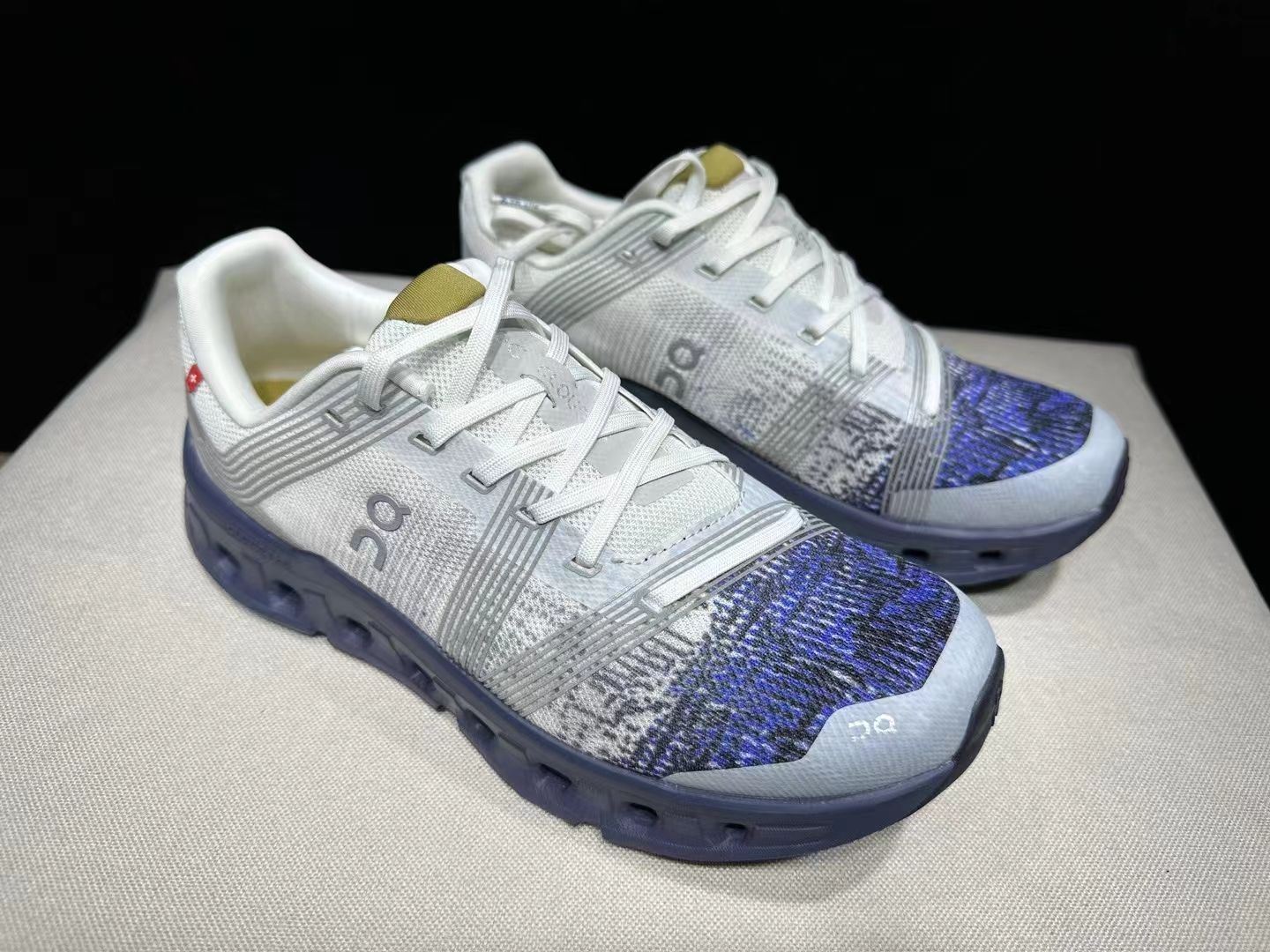 On cloudgo スニーカー ランニングシューズ ウォーキング・ランニング