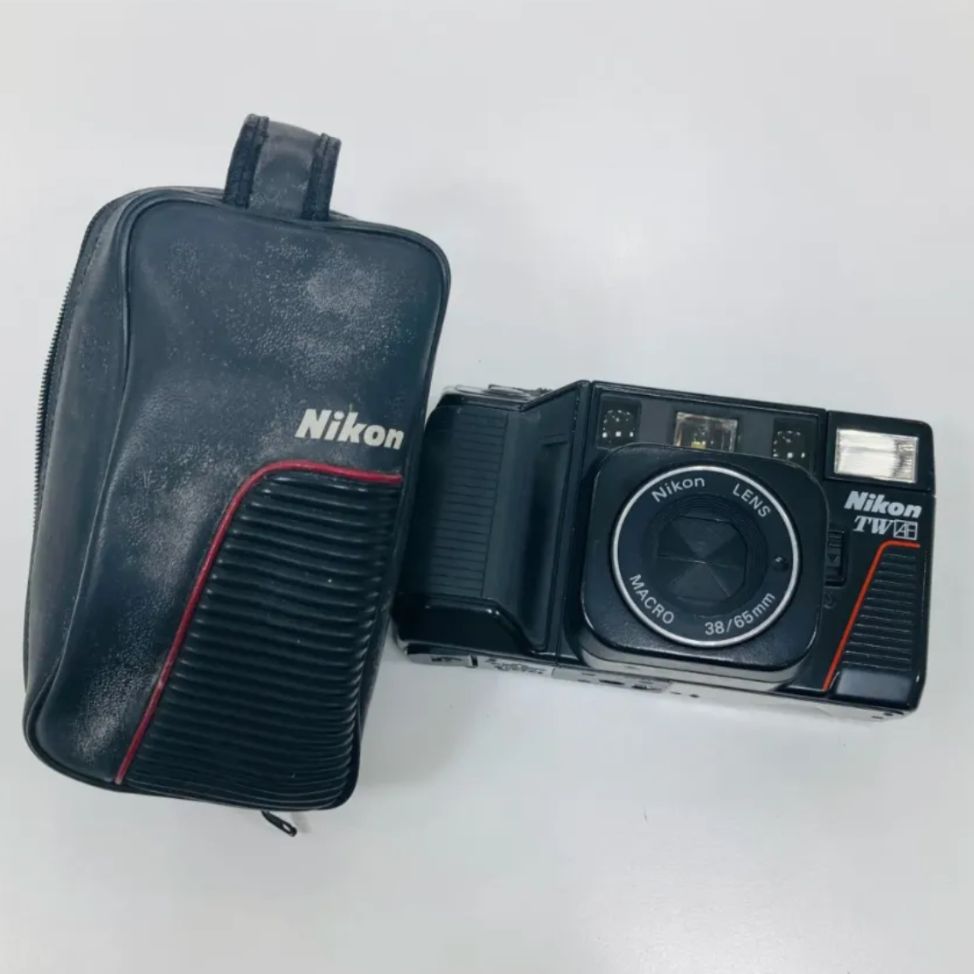 Nikon ニコン L35 AF コンパクトフィルムカメラ ジャンク A【ジャンク】Nikon ニコン L35TW AF フィルムカメラ コンパクト
