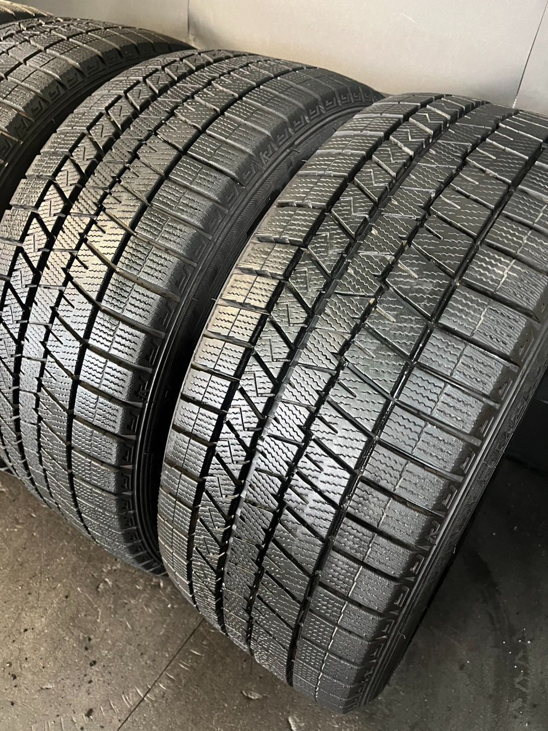 2021年製 約8.3~9.2分山 ダンロップ DUNLOP ウィンターマックス 2021年製 約8.3~9.2分山 ダンロップ DUNLOP ウィンターマックス