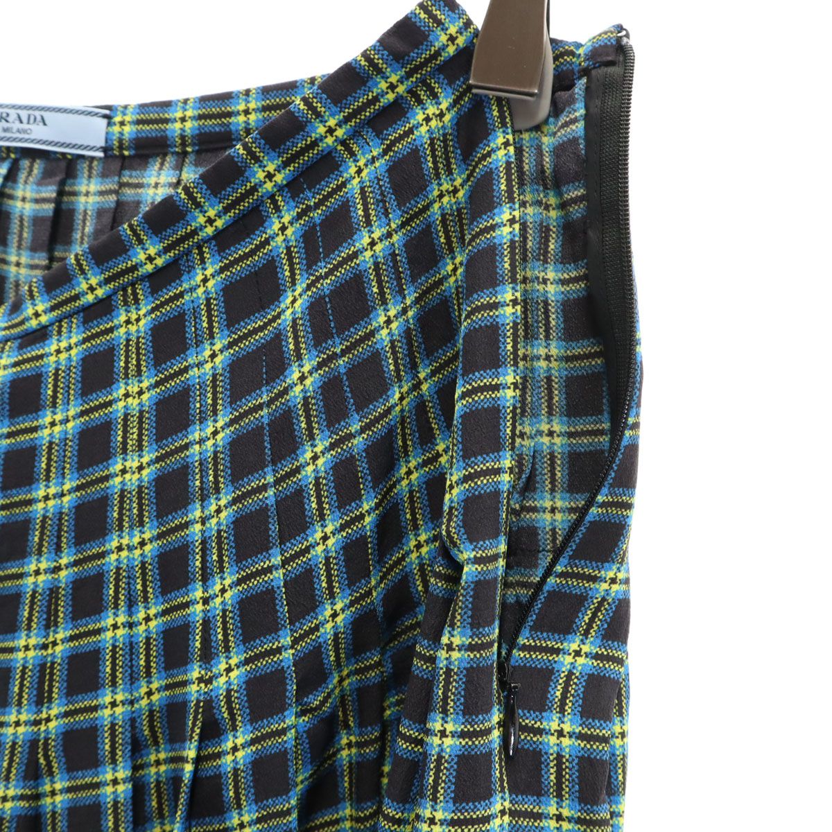 プラダ　リップ　スカート　PRADA シルク　38 3614273857833_prada_monochrome