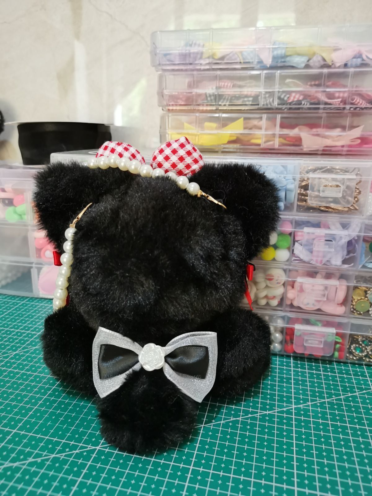 ぬい服　着ぐるみ　おすわり　くま　⑦ くま ぬい服 おすわりぬい服 着ぐるみ にじぬい16cm - メルカリ