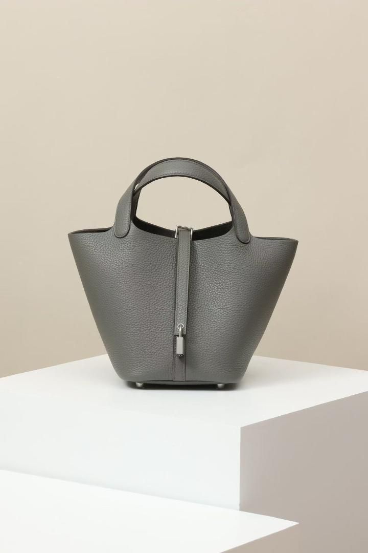 ブラック❤︎エルメス　ピコタンロック　PM シルバー金具　Y刻印 HERMES エルメス ピコタンロックPM ブラック トリヨン シルバー
