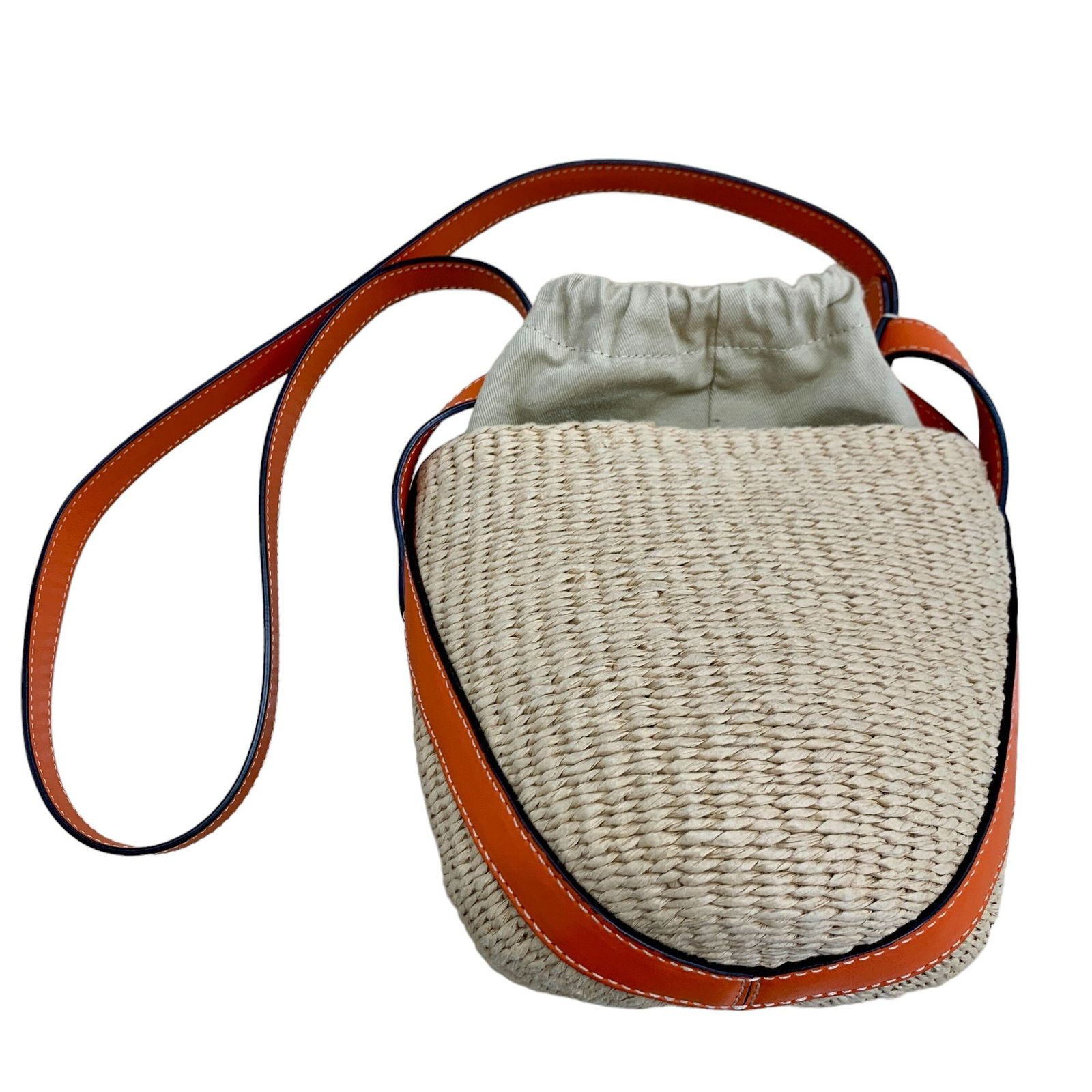 Chloe ペーパー カーフスキン レザー スモールバスケット Chloe ペーパー カーフスキン レザー スモールバスケット