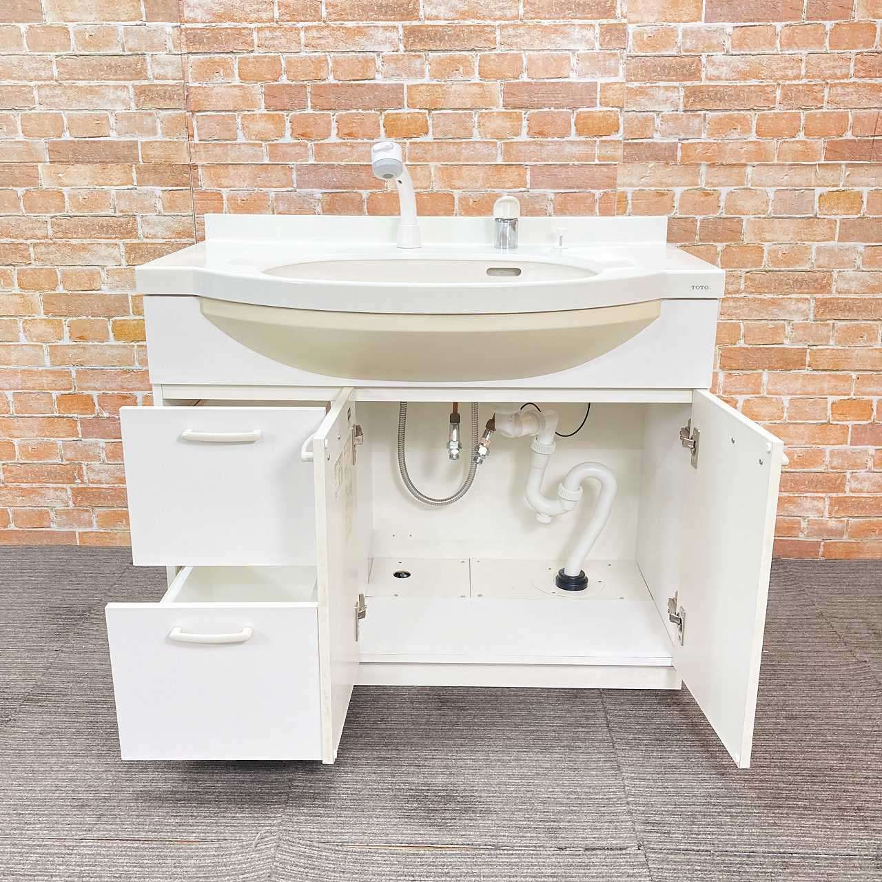 品 TOTO FRP 陶器製 シングルレバー混合水栓蛇口付き 2枚扉タイプ 手洗台 洗面化粧台 幅90cm 900mm 46J