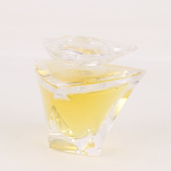 ディシラ パルファム ネフェルテム 18ml 香水 ディシラ / パルファム ネフェルテムの商品情報｜美容・化粧品