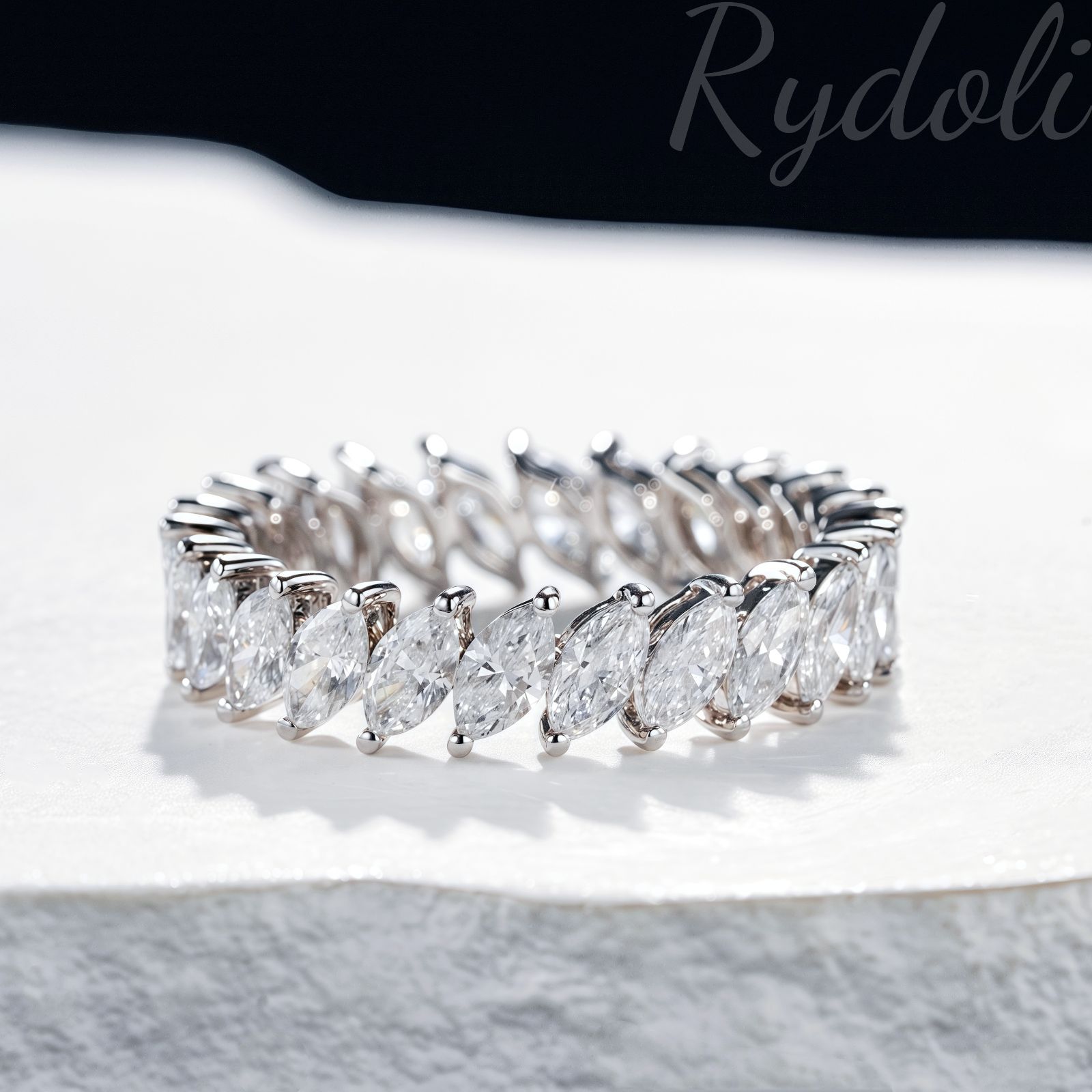 デザイン持ち込み可】オーダーメイド ダイヤモンドリング 作成