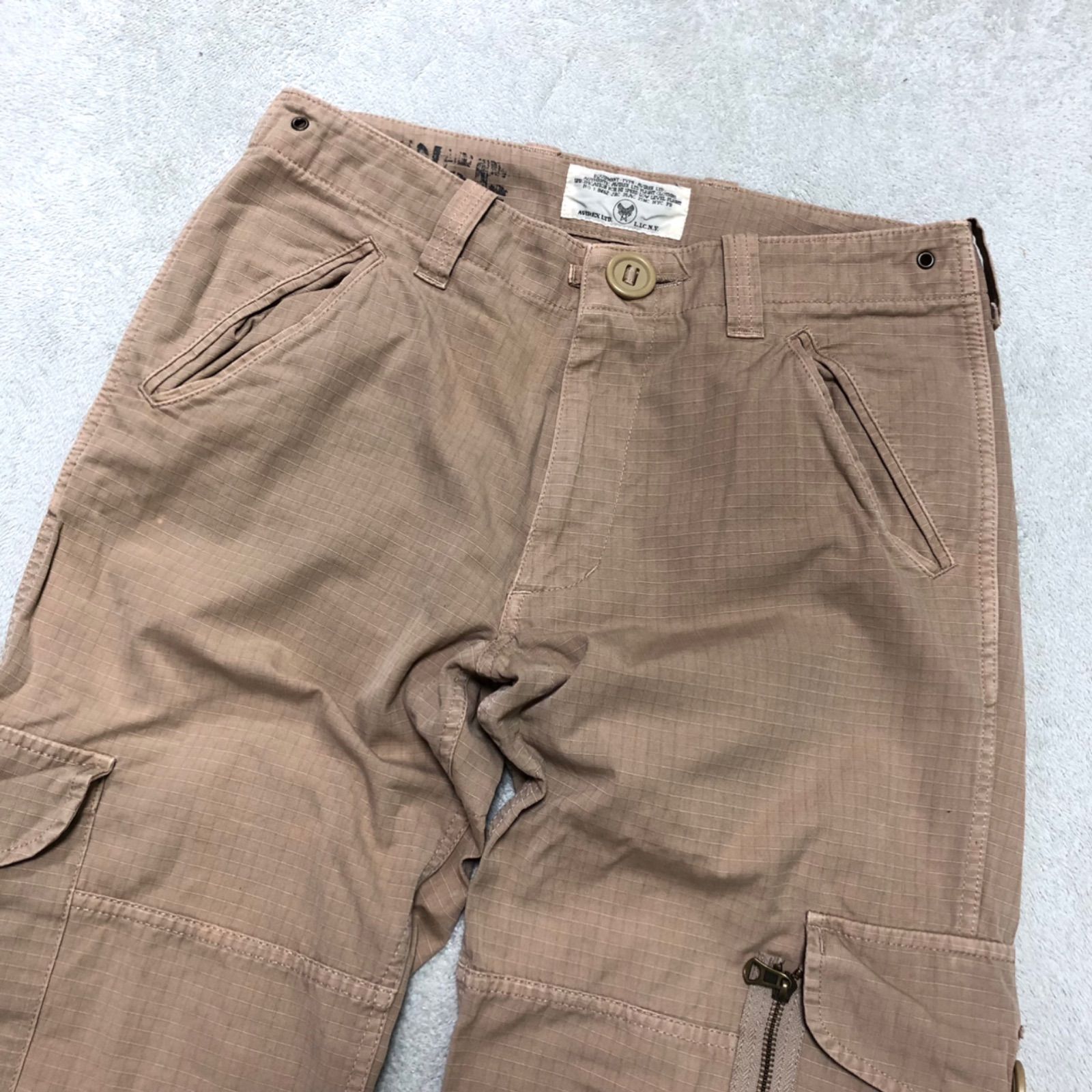 ミリタリーカーゴパンツ