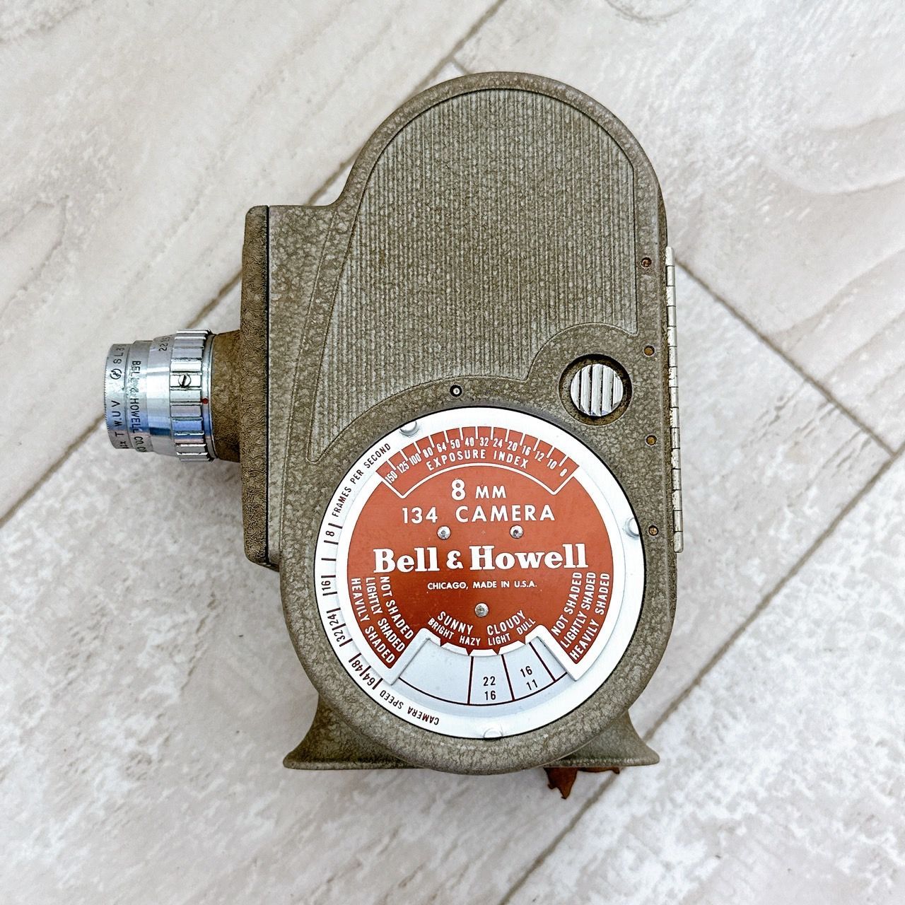 ベル&ハウエル Bell&Howell 8mm 134 CAMERA Bell & Howell: 134-G