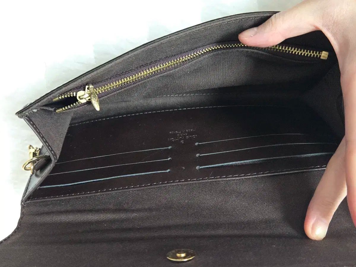 Vuitton ルイヴィトン