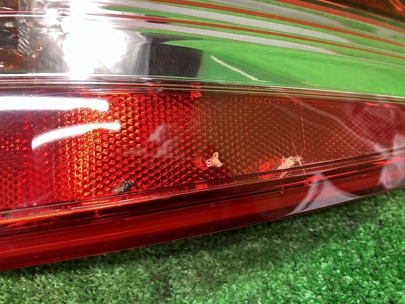 クラウン GRS201 右テールランプ・テールライト アスリート I-FOUR