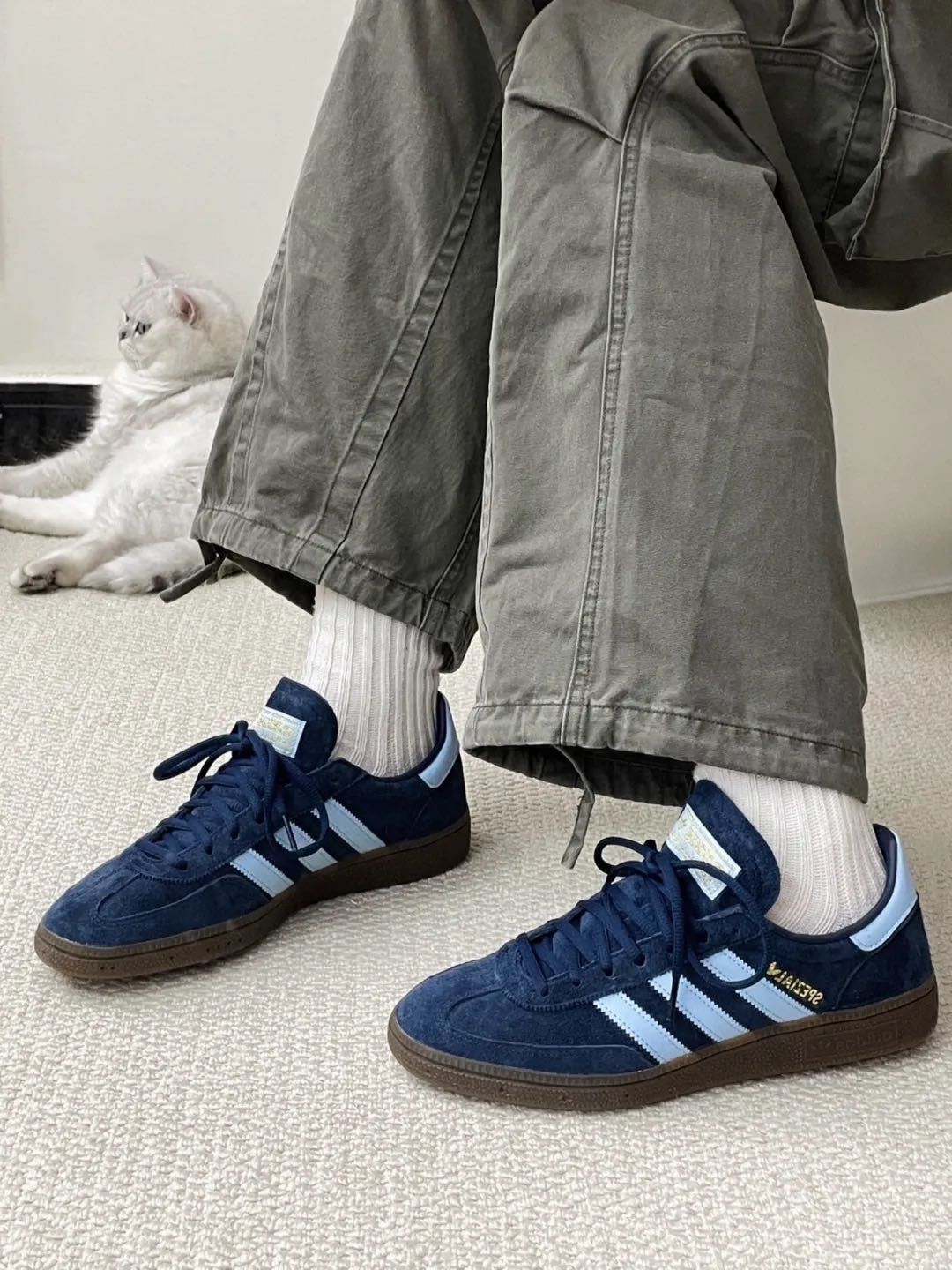 新品未使用 BD7633 Adidasスニーカー スペツィアル adidas originals HANDBALL SPEZIAL 男女兼用