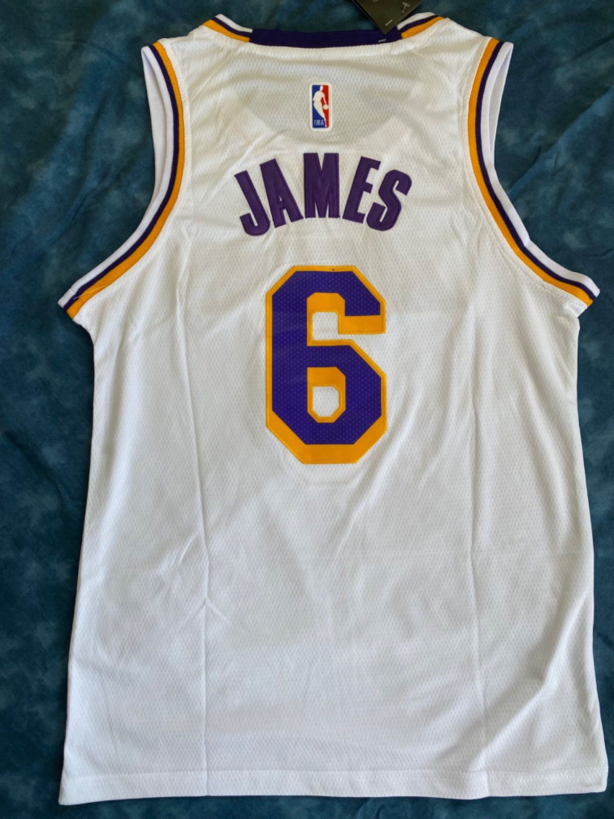 新品 NIKE NBA ロサンゼルス レイカーズ ユニフォーム L James ロサンゼルス レイカーズグッズ|NBA公式オンラインストア