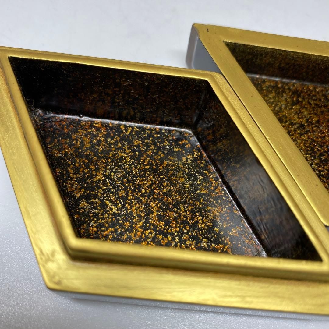 95.優雅な 時代 蒔絵香合 木 最大幅9.7㎝ 東Y6-1108 タサオ