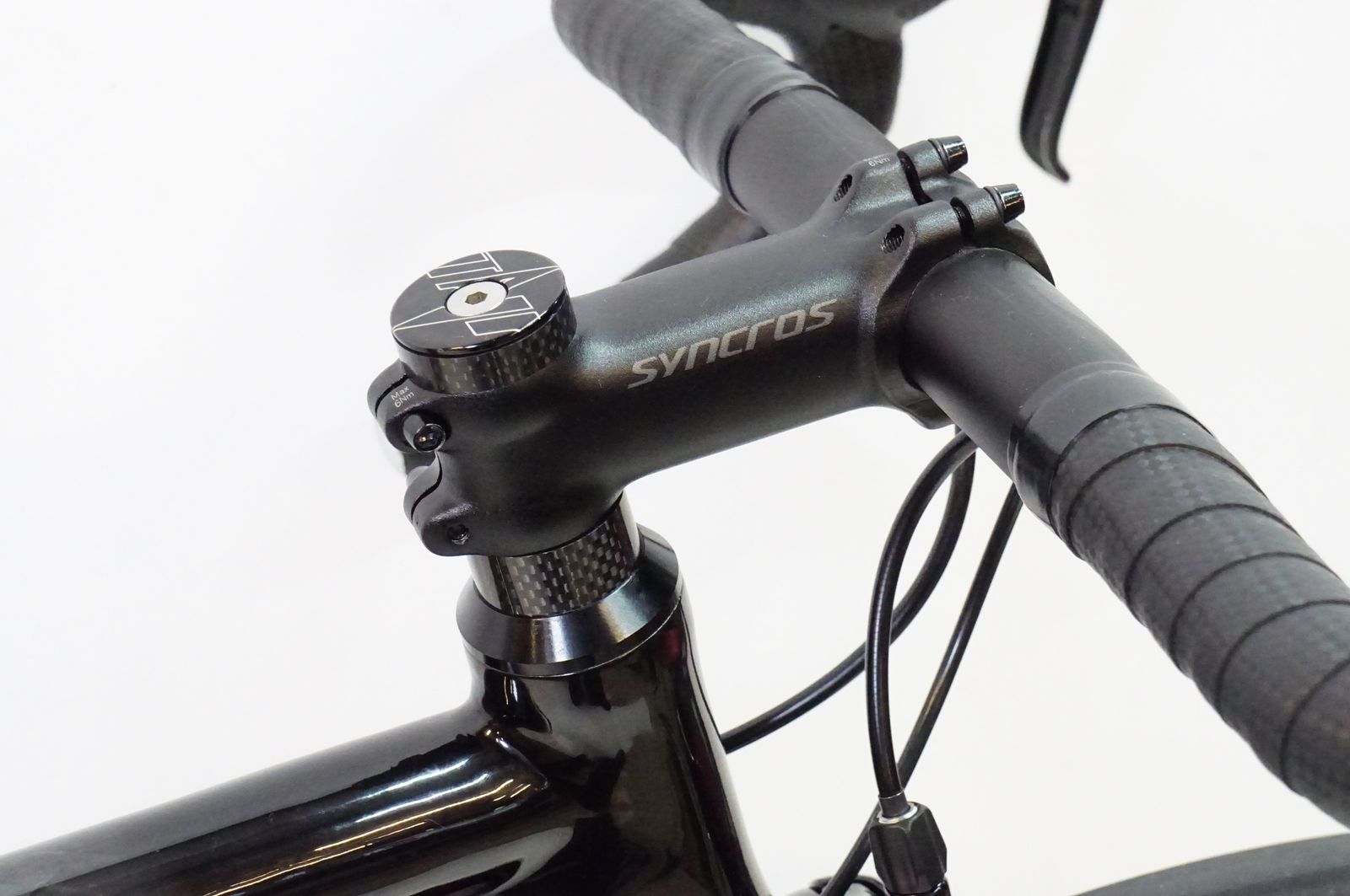 CARBON 12K