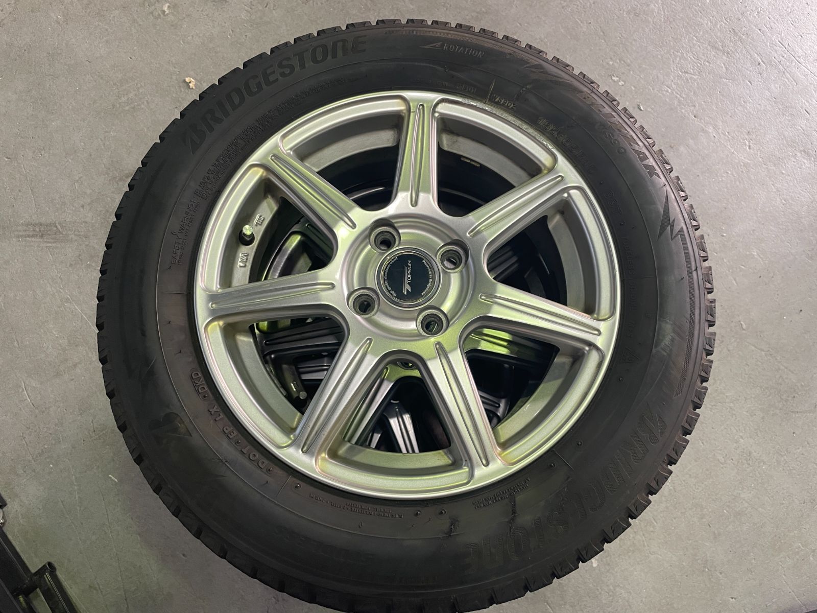 1本えぐれ ブリヂストン ブリザック WS 90 185 65 R 15 スタッドレス 4穴 アルミホイール 4本セット 営業所止め発送 ･ 除く