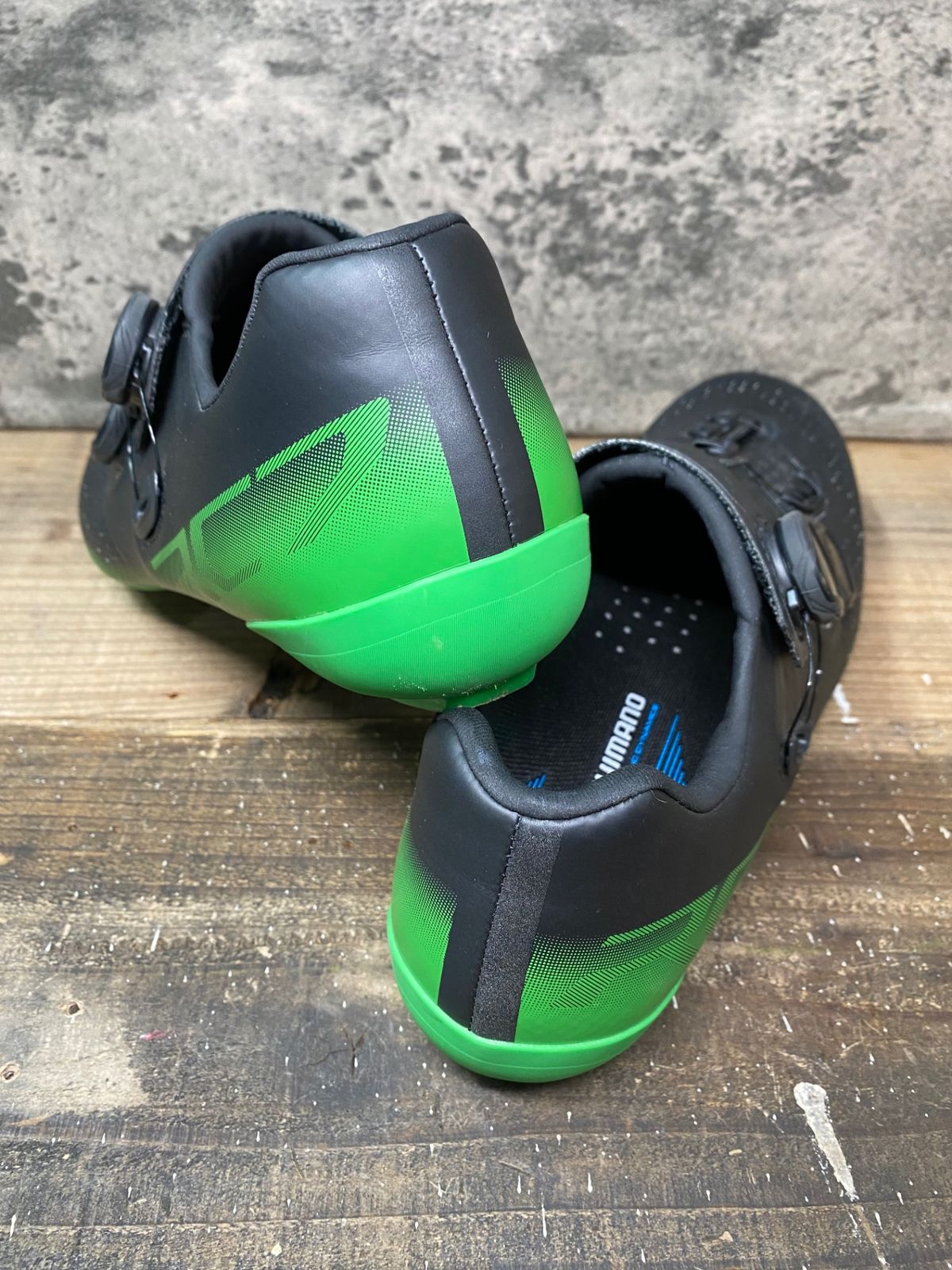 SHIMANO rc7 EU43サイズWIDE Shimano RC7 Wide Cycling Shoe - Men's