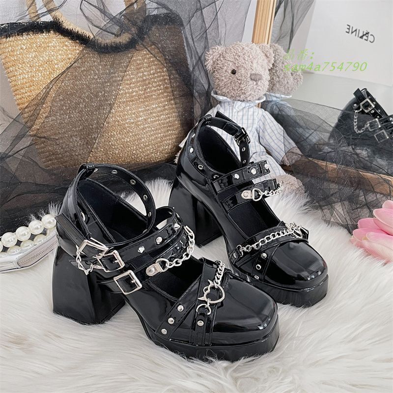 パンプス ストラップ 厚底 チャンキーヒール 韓国 ストリート レディース モード ファッション チェーン コーデ 原宿系 オルチャン am4a754790