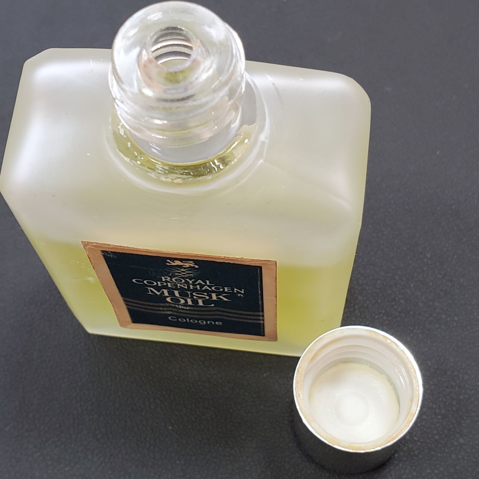 ロイヤルコペンハーゲン　オーデコロン　240ml Amazon.co.jp: ロイヤルコペンハーゲン EDC フラコン 240ml