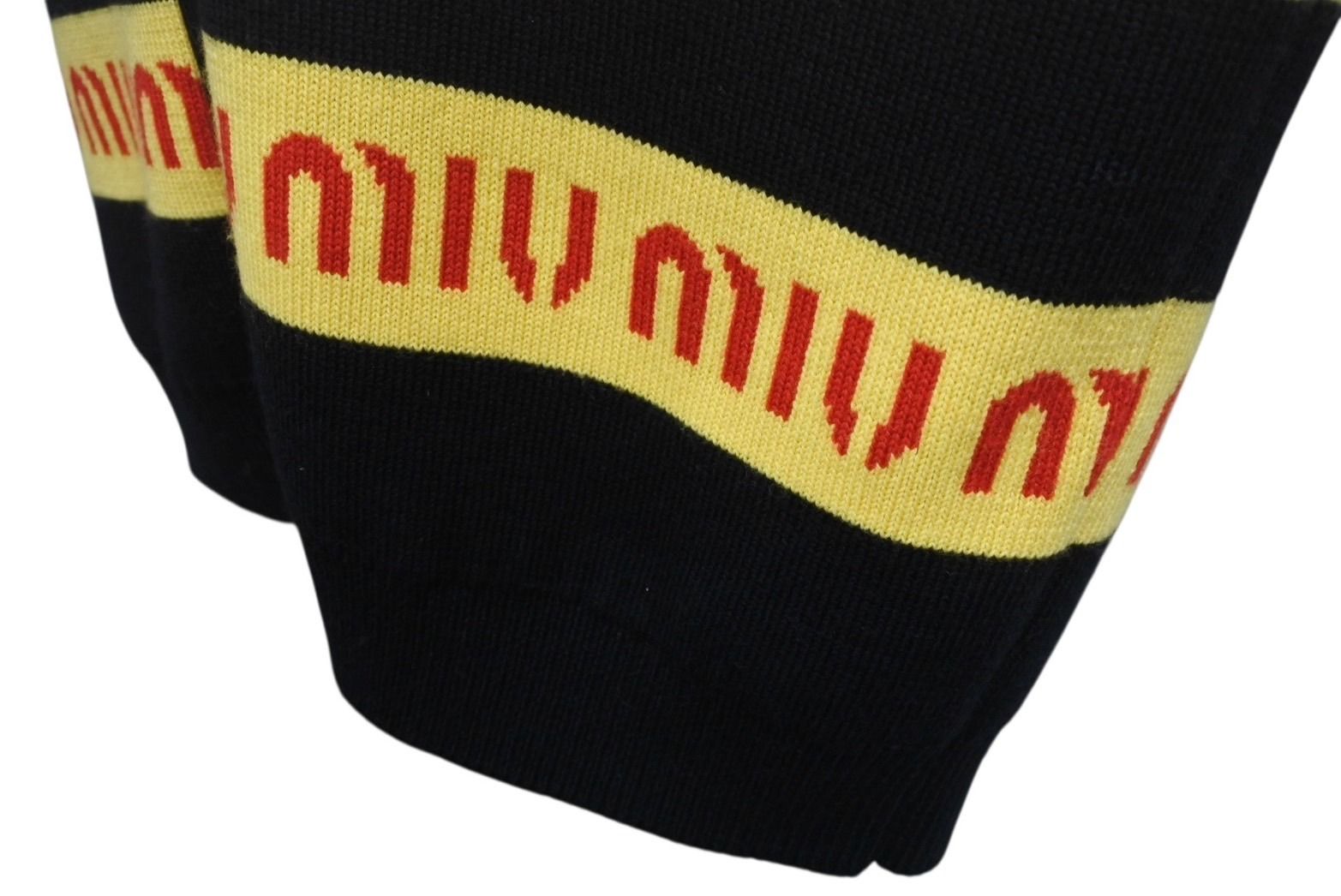 MIU MIU - 極美品 MIUMIU ミュウミュウ カーディガン MMF407 サイズ38 ボーダーロゴ ニット ブラック イエロー レッド 20AW 中古 4b003582 極美品 MIUMIU ミュウミュウ カーディガン MMF407 サイズ38