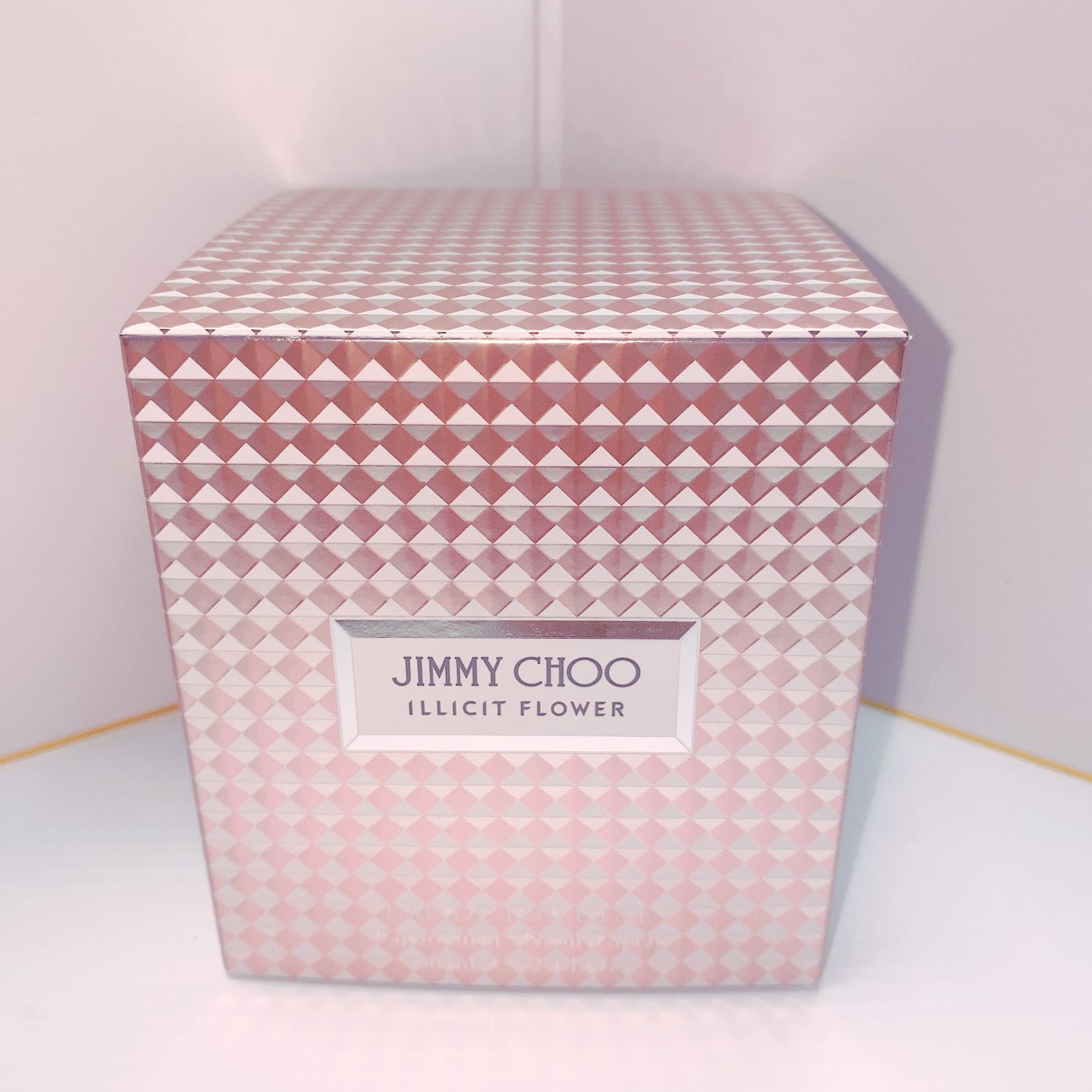 【正規品 9割以上】JIMMY CHOO イリシット 香水 Amazon | Jimmy Choo ジミー チュウ イリシット EDP 40mL