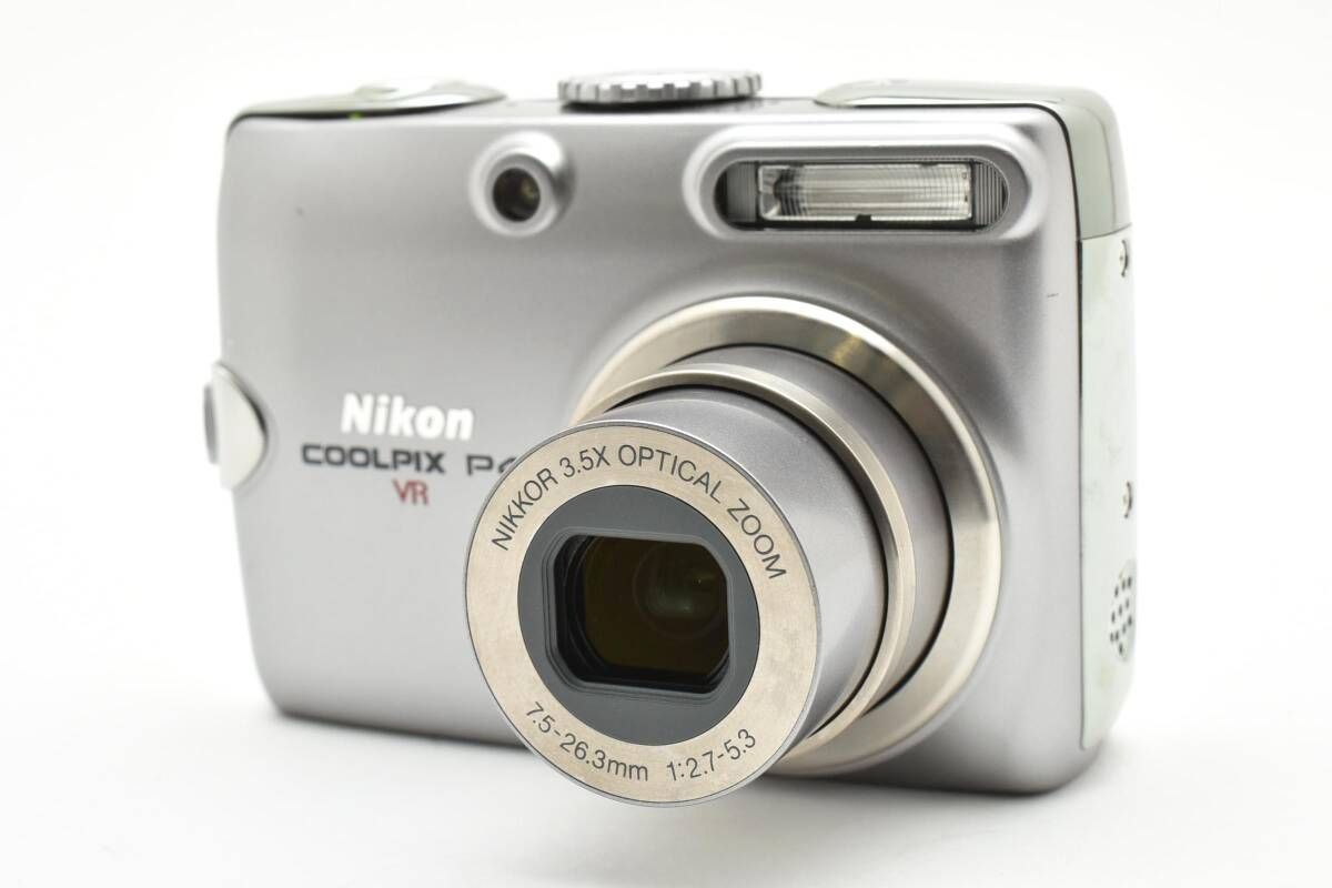 ニコン Nikon COOLPIX P4 シルバー コンパクトデジタルカメラ L66 6673