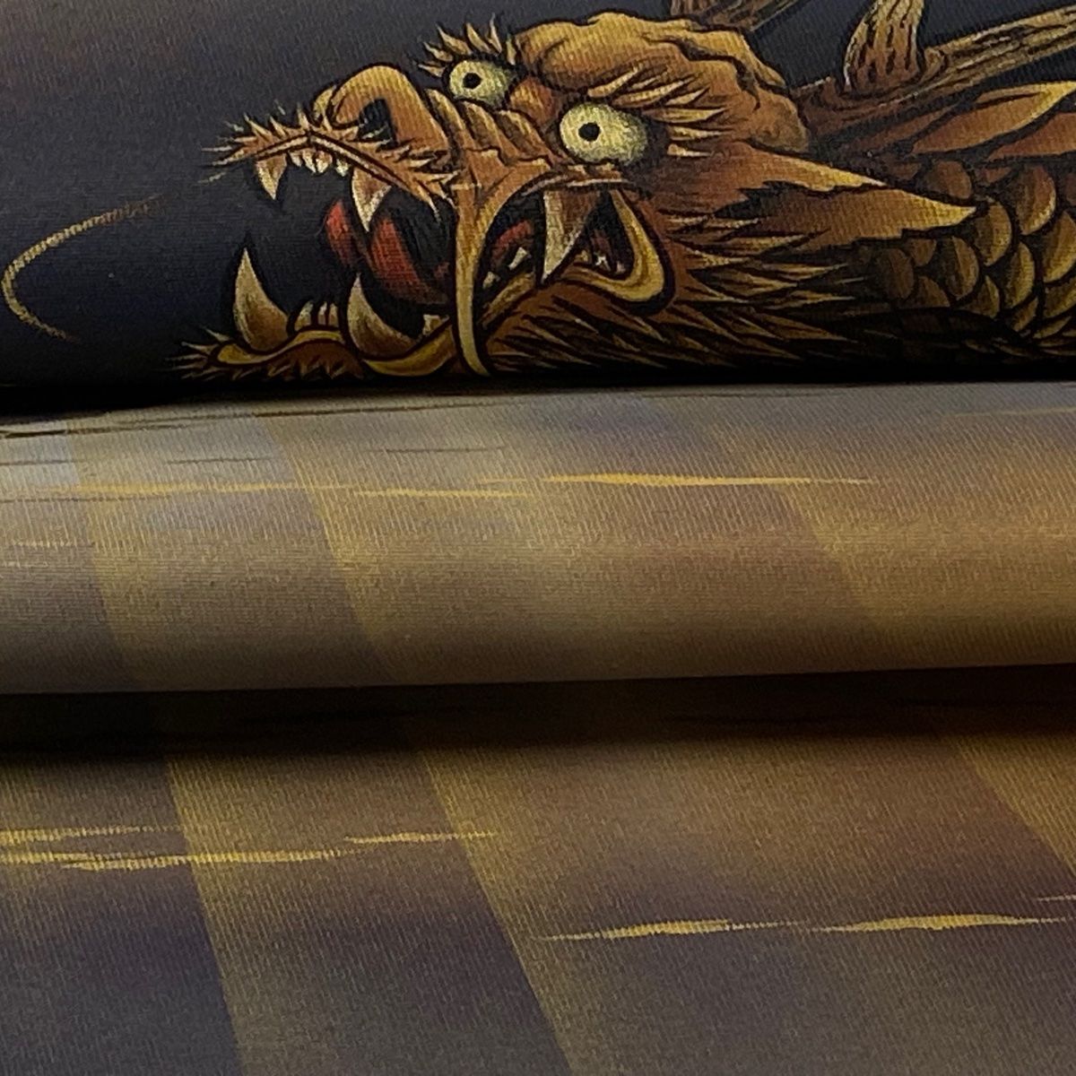 袋帯 美品 逸品 落款 龍雲 龍 宝珠 金彩 箔 濃紫 お太鼓柄 正絹 【中古 