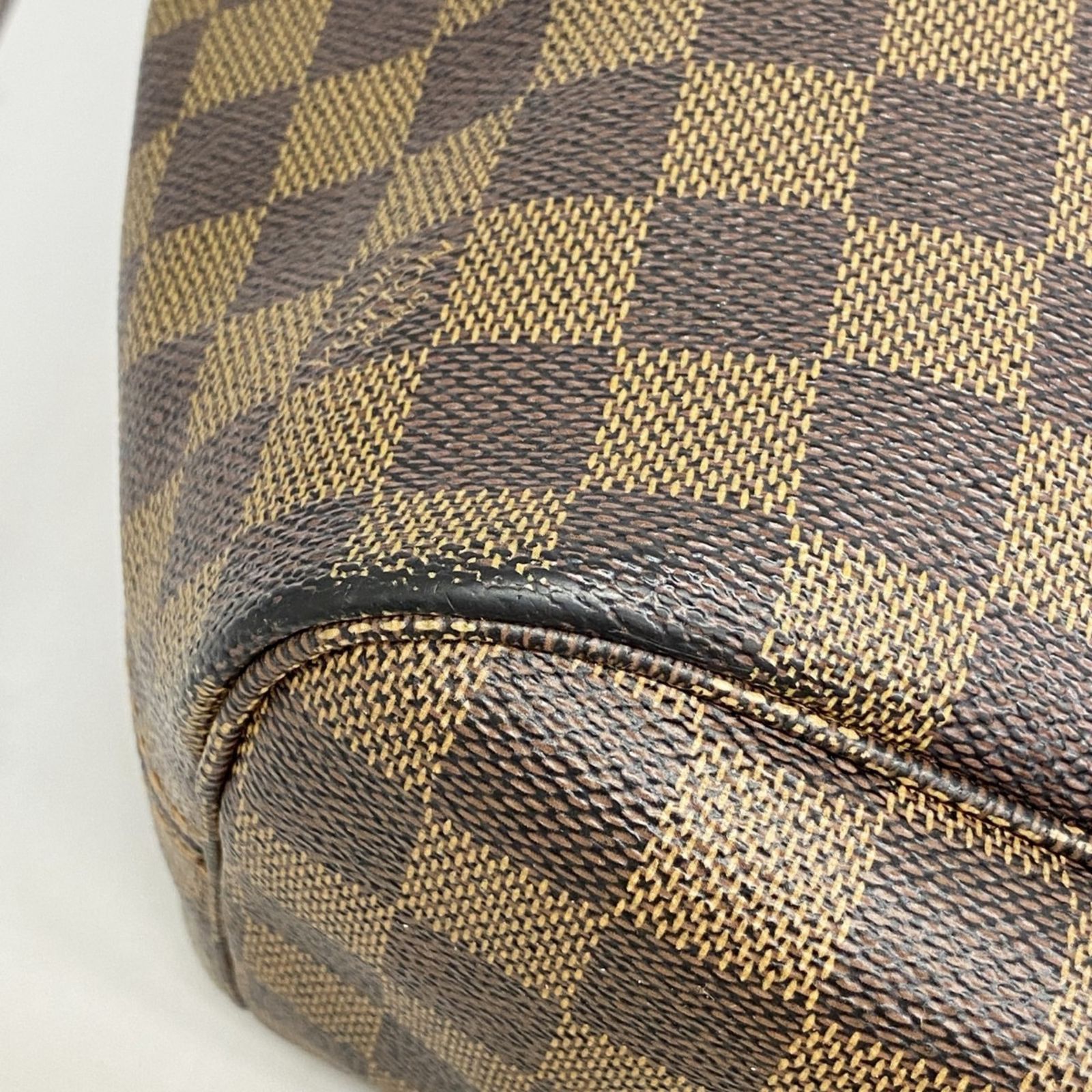 Vuitton ルイ