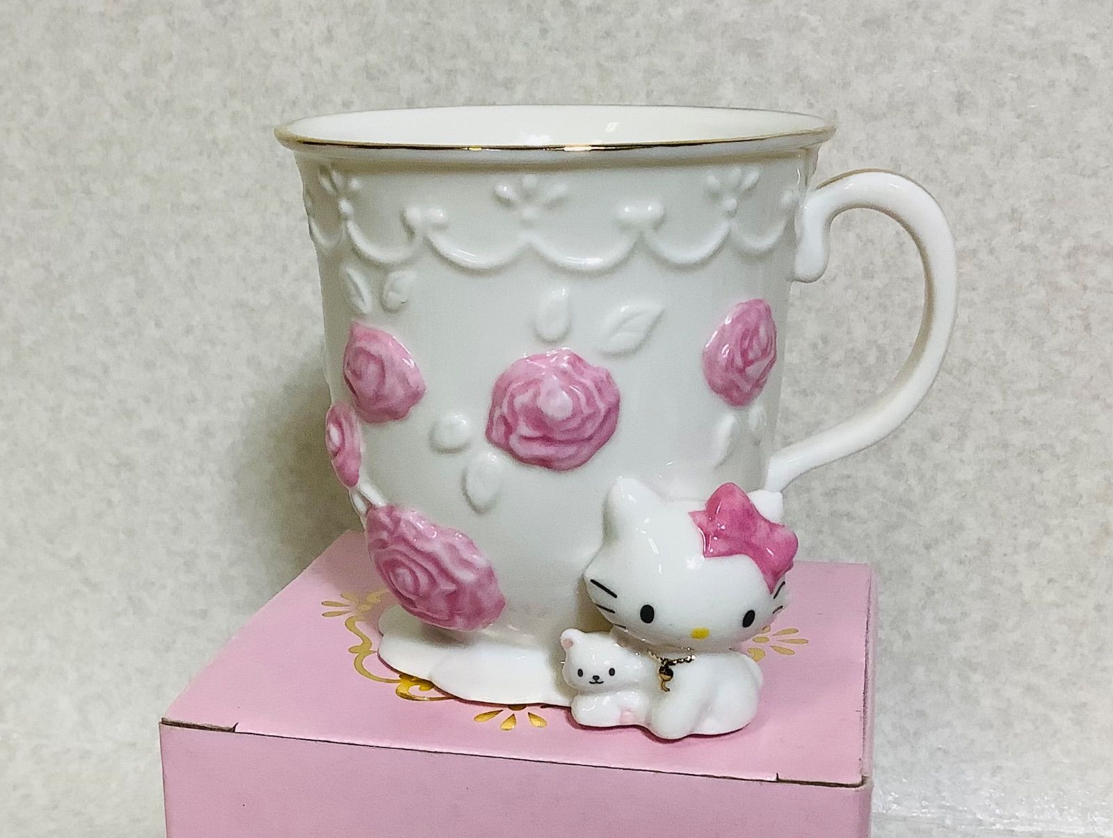 希少レア　チャーミーキティ　マグカップ ボックス付き　サンリオ　食器 Amazon｜サンリオ (SANRIO) ハローキティ マグカップ 木製ギフト箱入