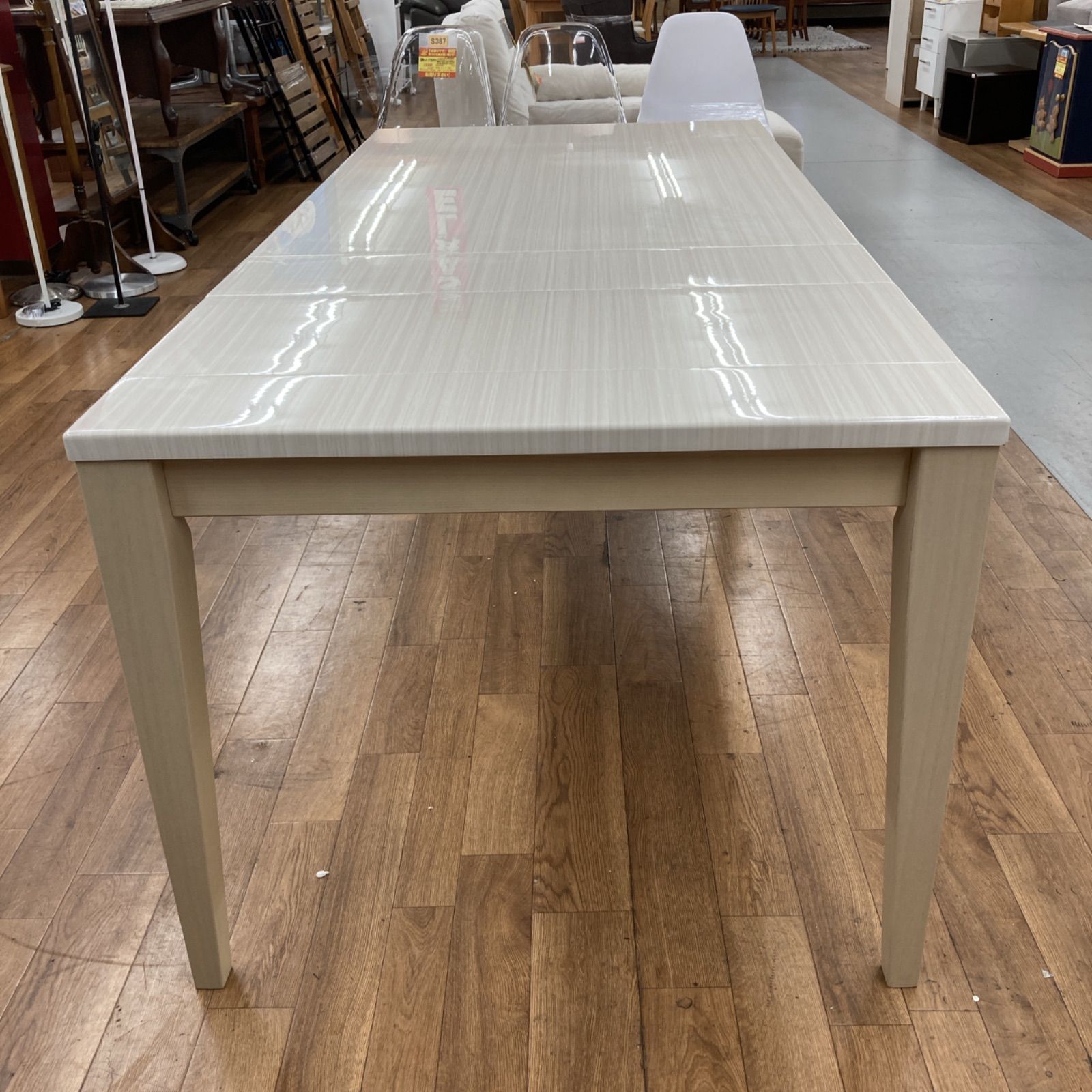 名古屋市近郊送料設置無料 S168 シギヤマ家具 ABBY アビー 伸長式ダイニング3点セット UV塗装鏡面仕上げ MARWIL-DEMENAGEMENTS_CH