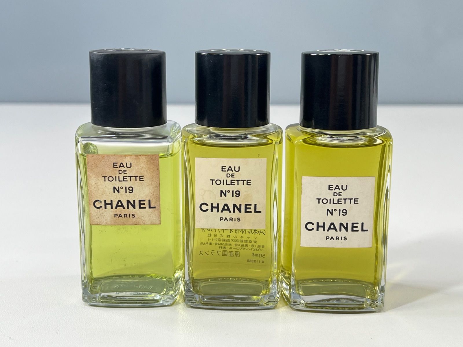 CHANEL N°19 Eau de Toilette 他 未使用セット CHANEL Eau de Toilette N°5 & N°19セット 未使用 - メルカリ