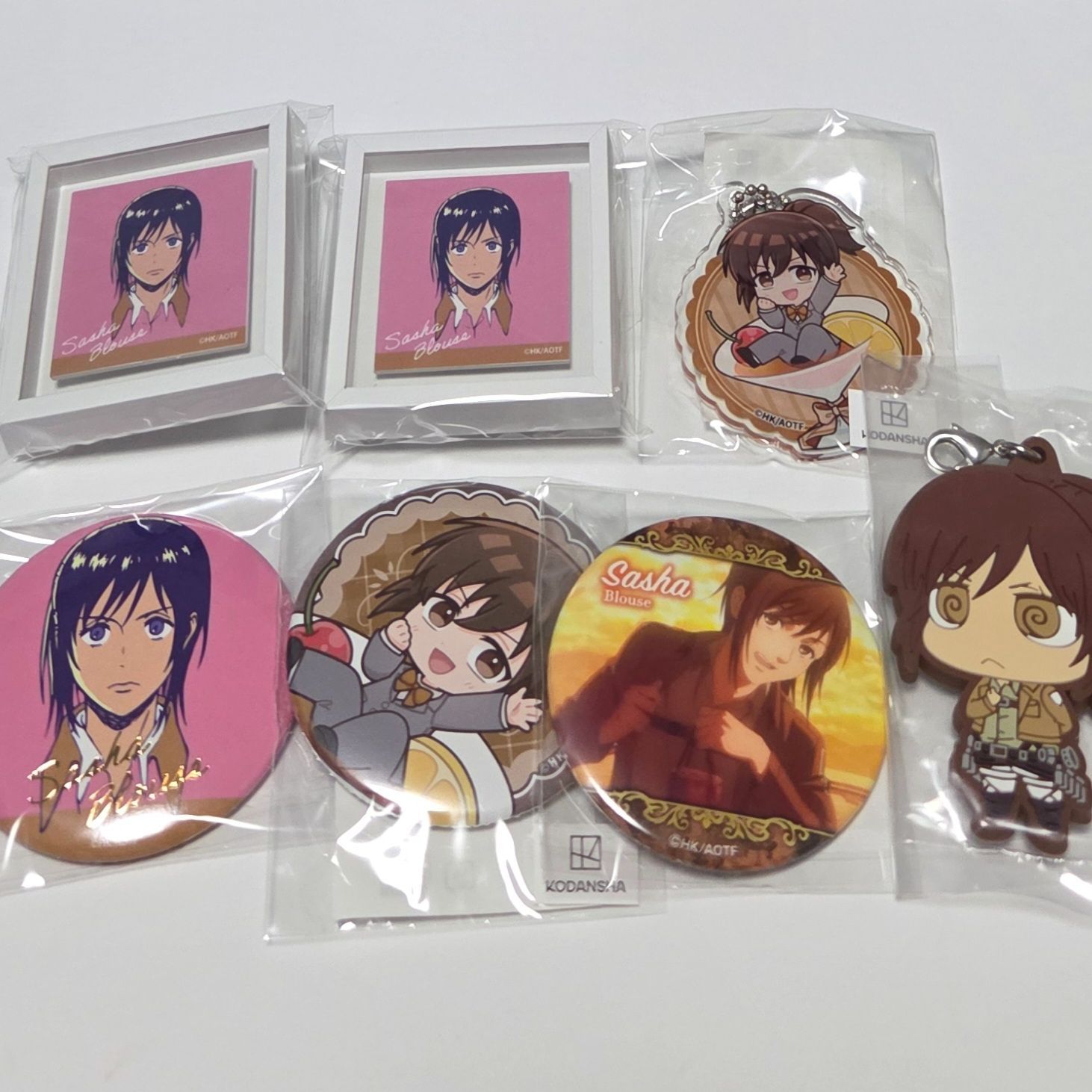 進撃の巨人 WIT STUDIO サシャ 缶バッジ ミニ額縁 ラバー