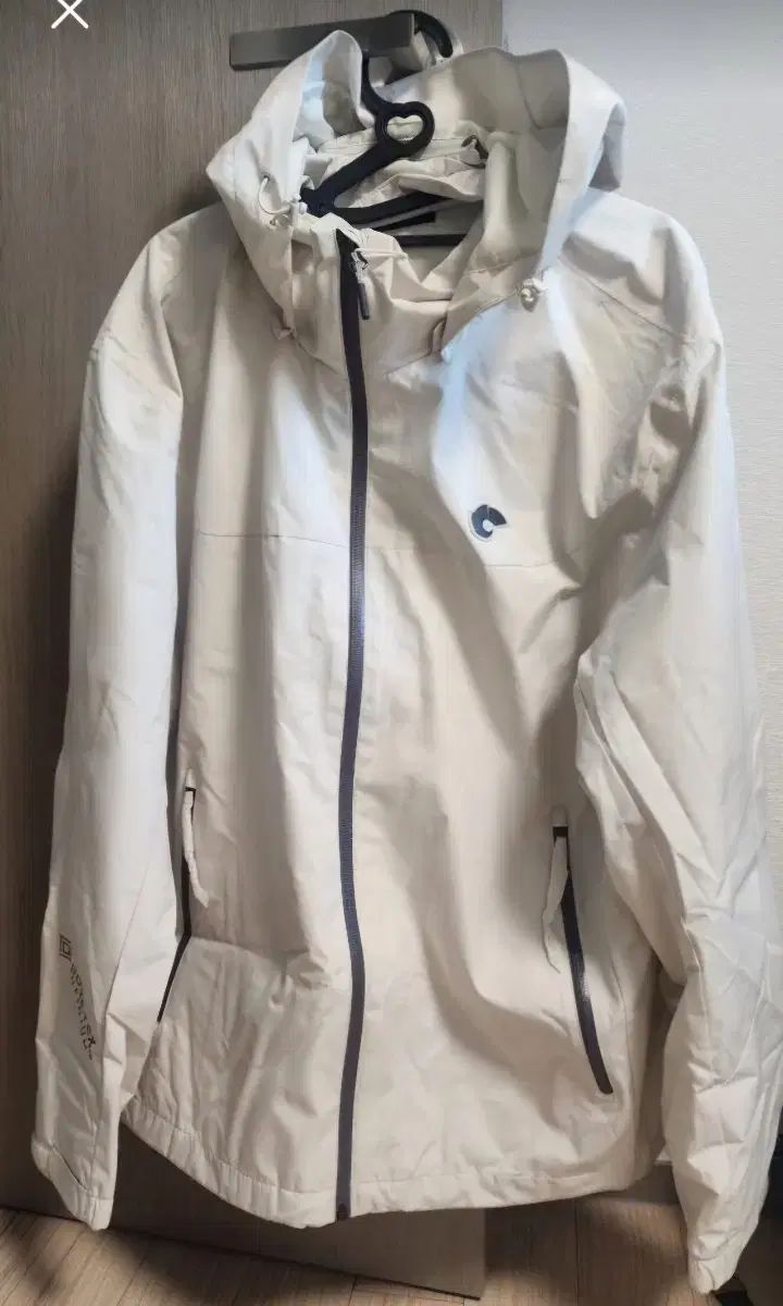 今着たら スナップ 防風ジャケット