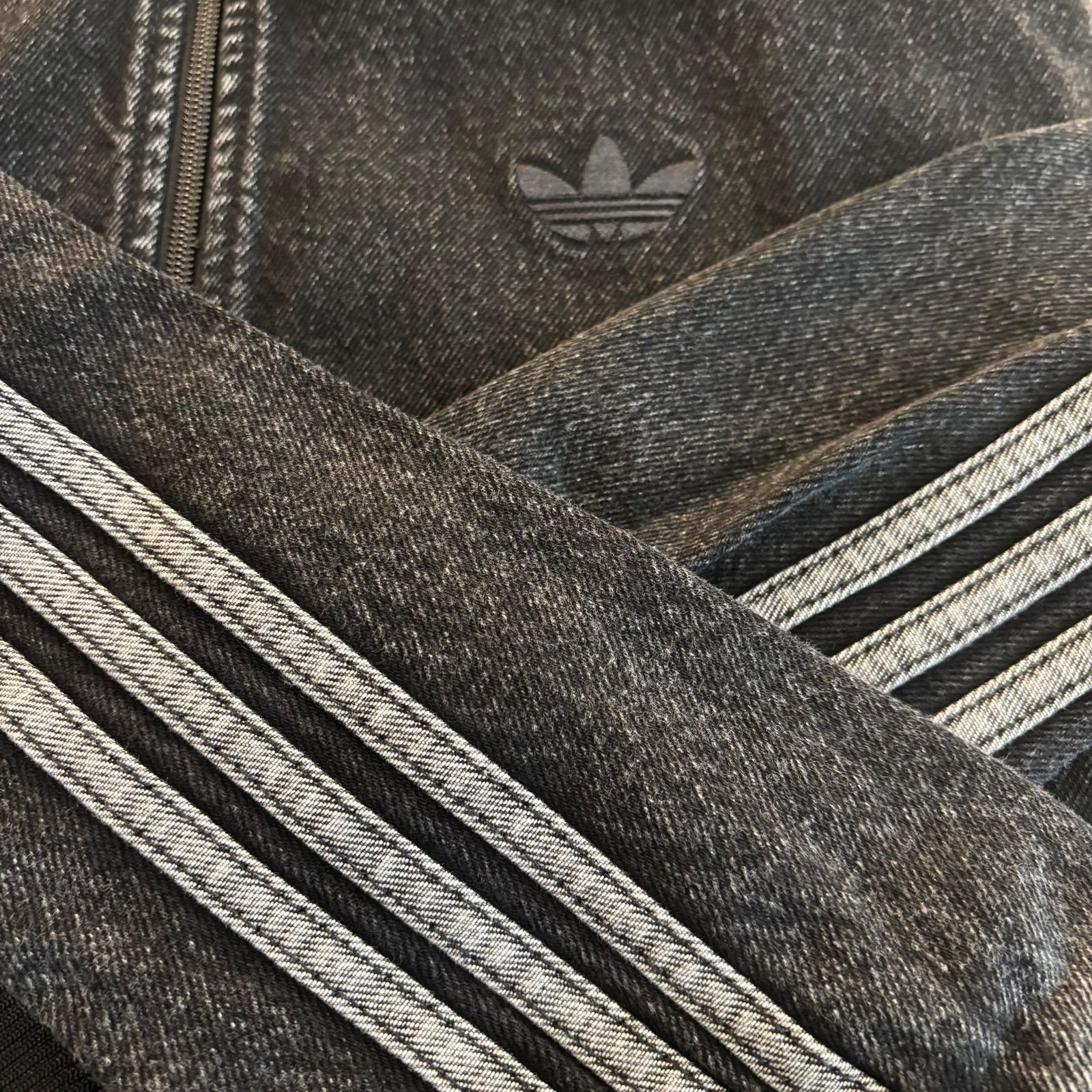 新品XL⭐️adidas アディカラー デニム ファイヤーバード