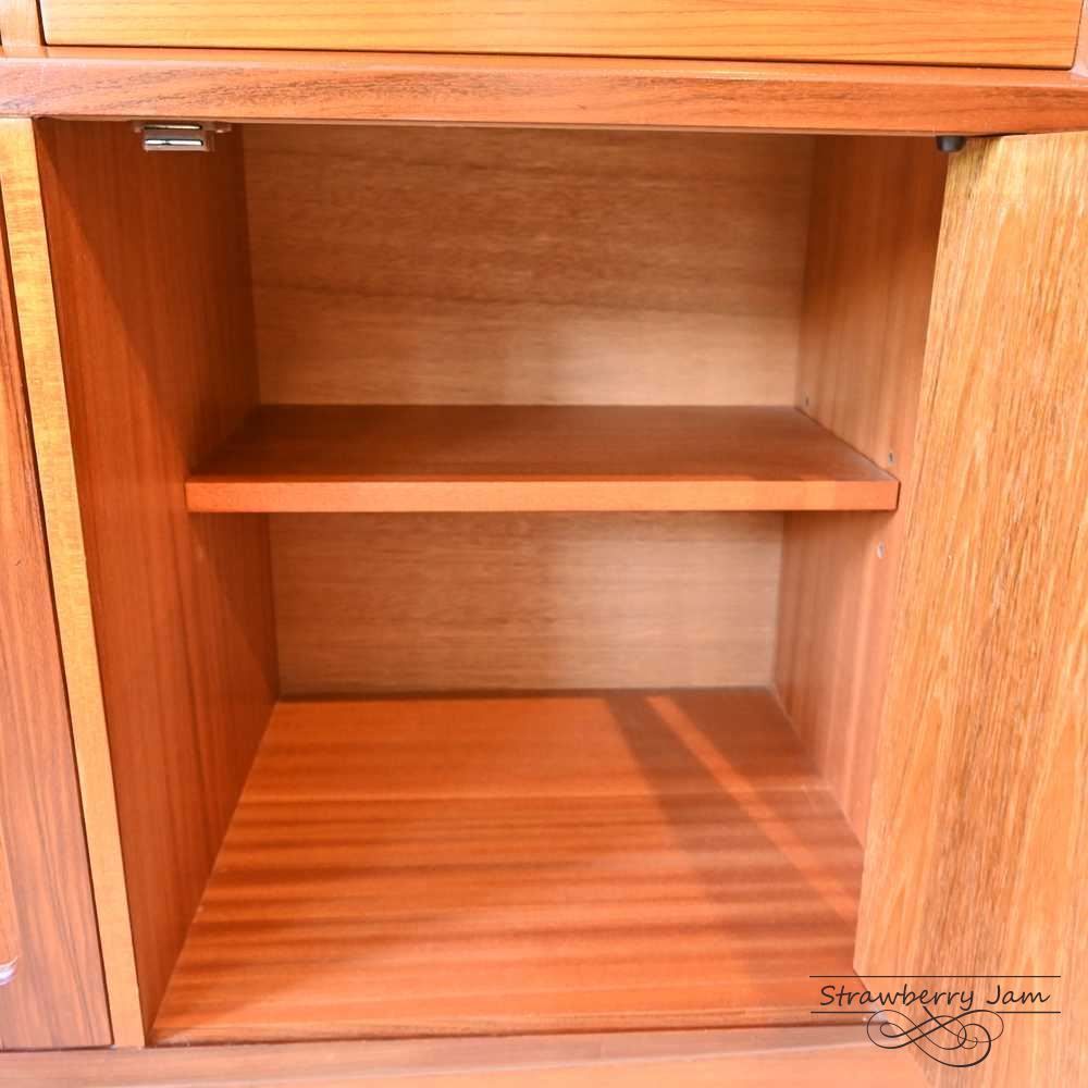 t*5様 L3705-228 英国ヴィンテージ G-PLAN サイドボード テレ L3705-228 英国ヴィンテージ G-PLAN ジープラン サイドボード テレビ