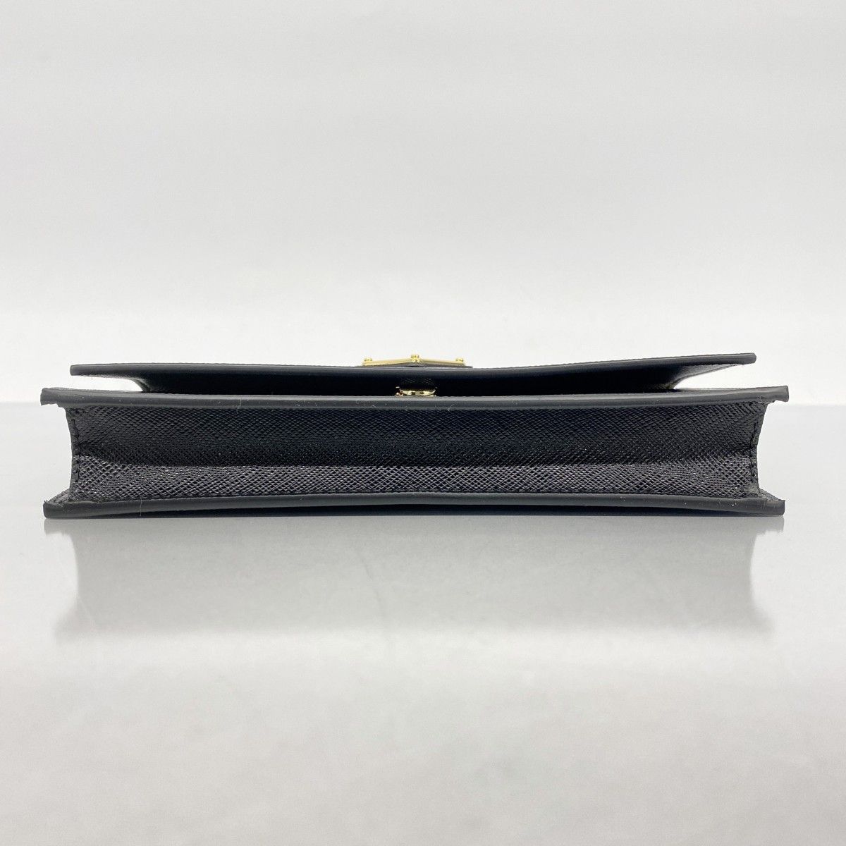 プラダ ショルダーウォレット