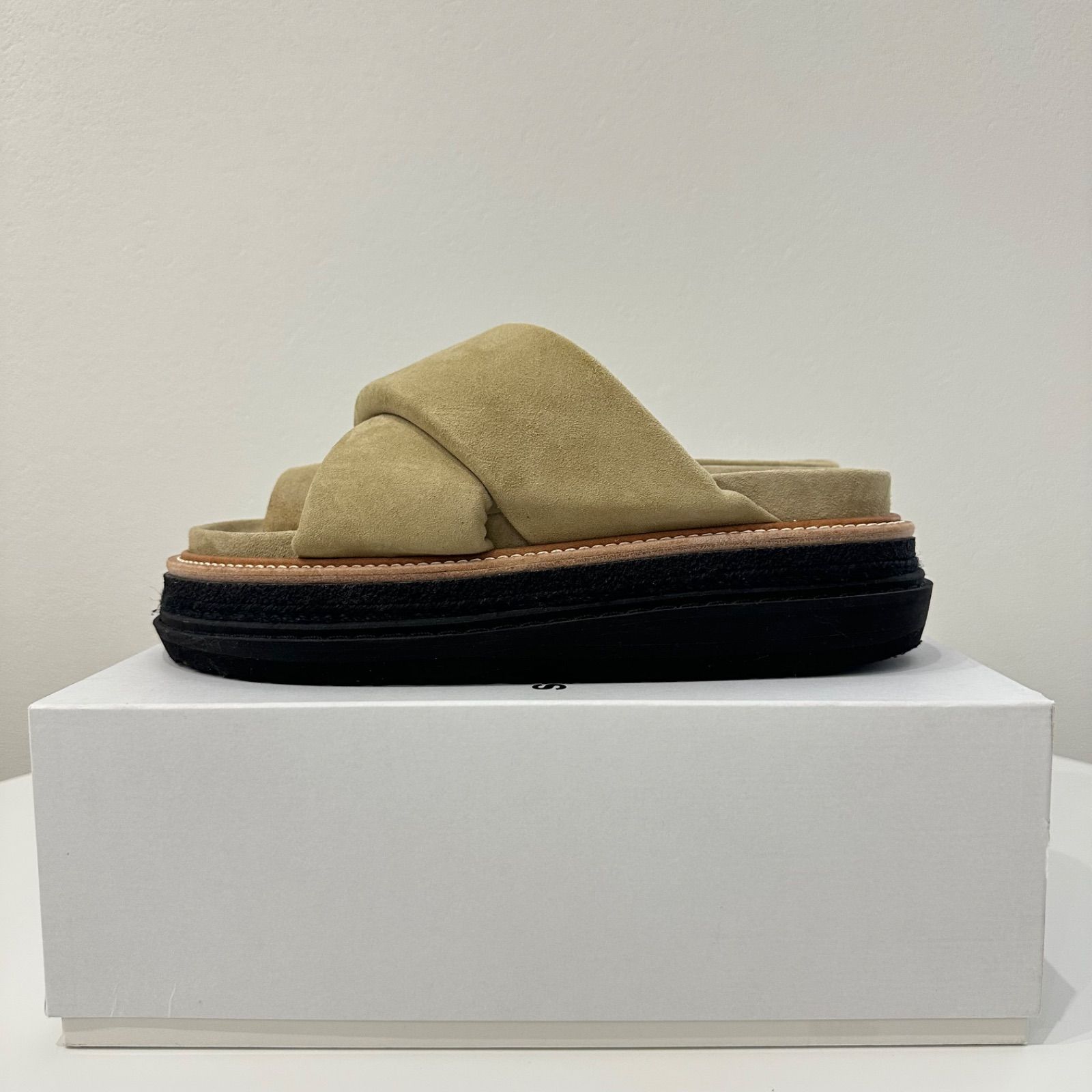 sacai サンダル 42 sacai（サカイ）サンダル カーキ サイズ:EU42(27cm位) メンズ