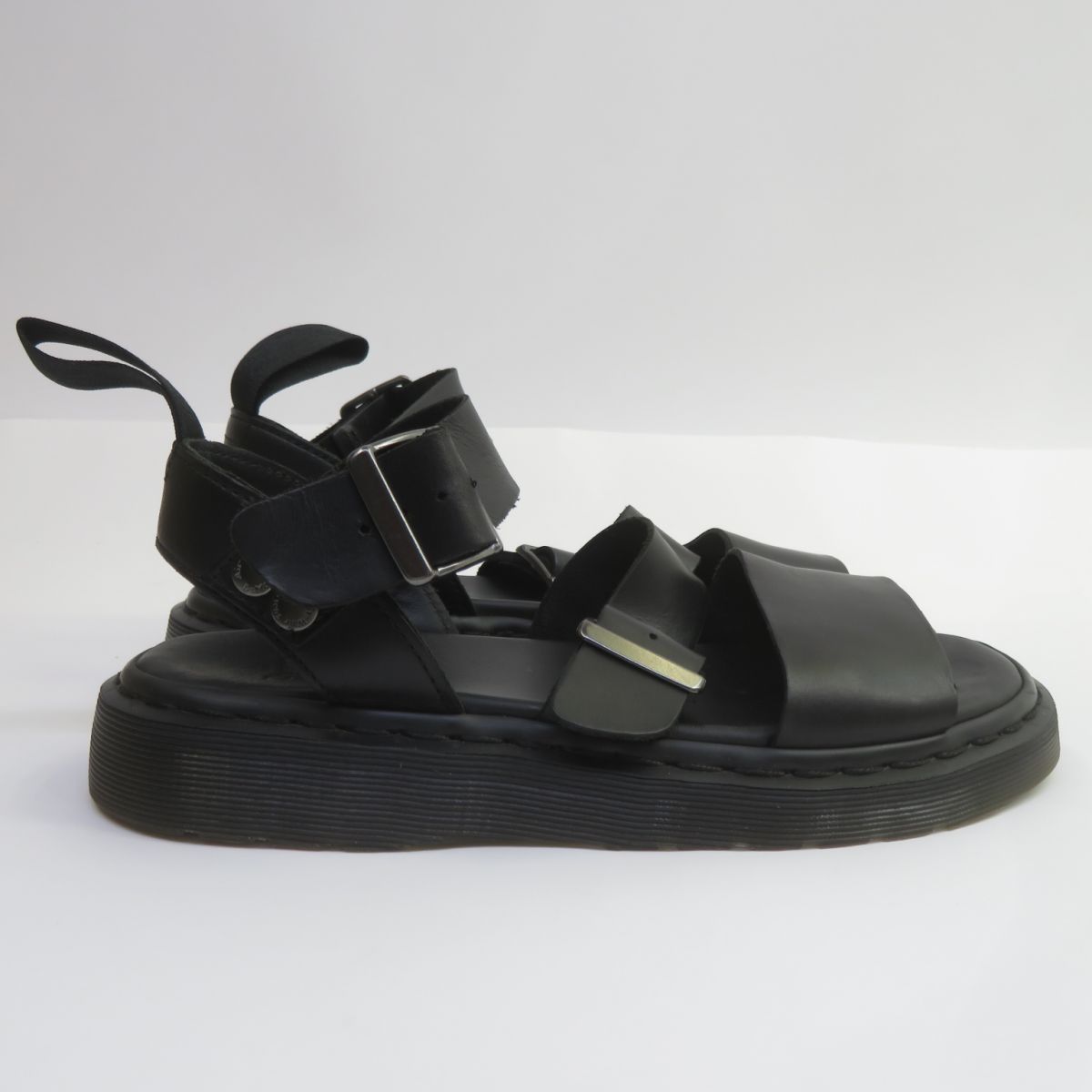 Dr.Martens ドクターマーチン GRYPHON STRAP SANDAL グリフォン