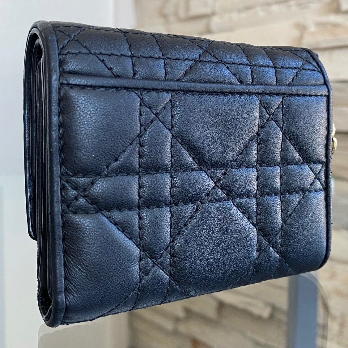 Lady Dior (レディディオール)ミニ折り財布 ブラック - メルカリ