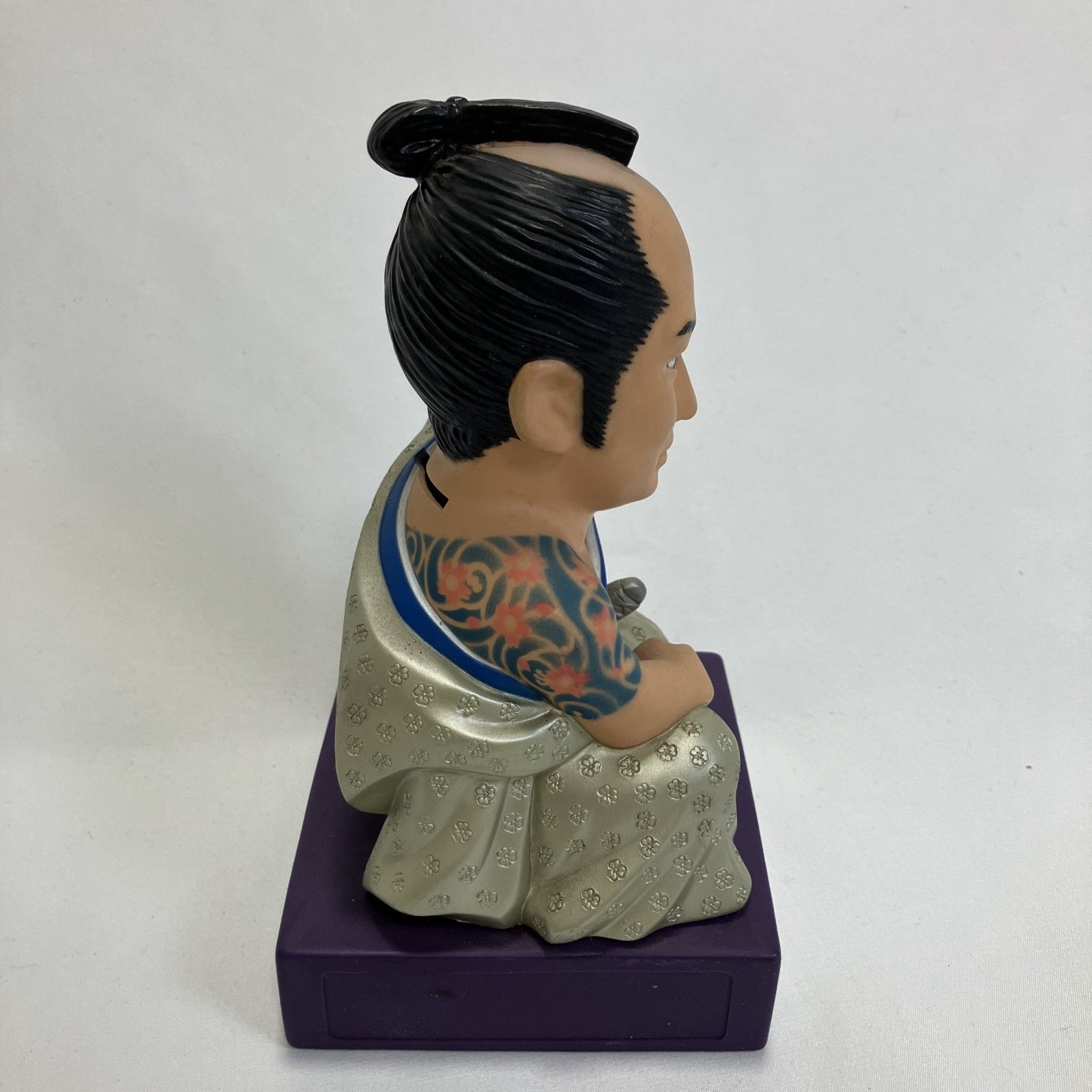 【極美品】杉良太郎 遠山の金さん ソフビ人形 貯金箱 時代劇 フィギュア 極美品】杉良太郎 遠山の金さん ソフビ人形 貯金箱 時代劇
