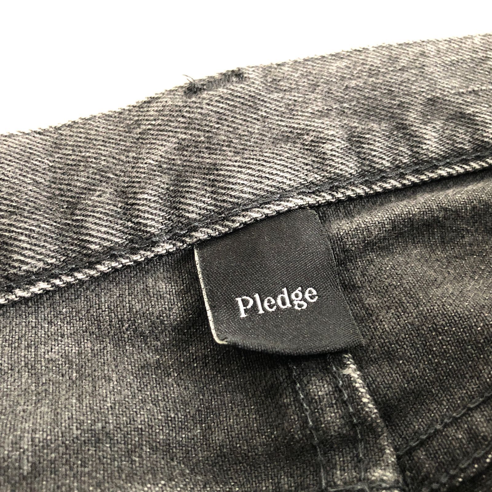 pledge/プレッジ ブラック スキニー デニム ナンバーナイン y2k 古着 pledge/プレッジ ブラック スキニー デニム ナンバーナイン y2k