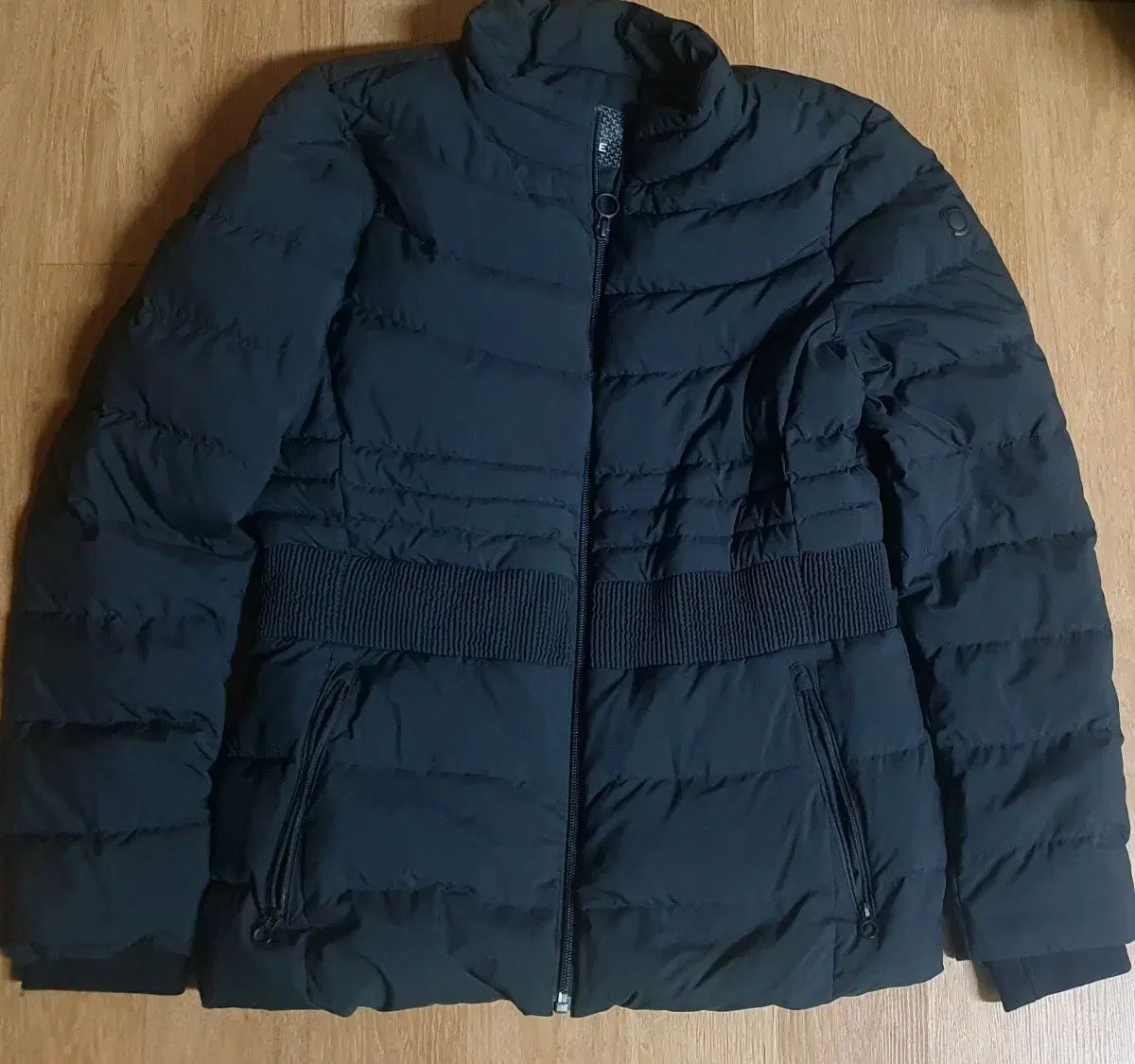 レディース ワイドアングルジャンパー 100